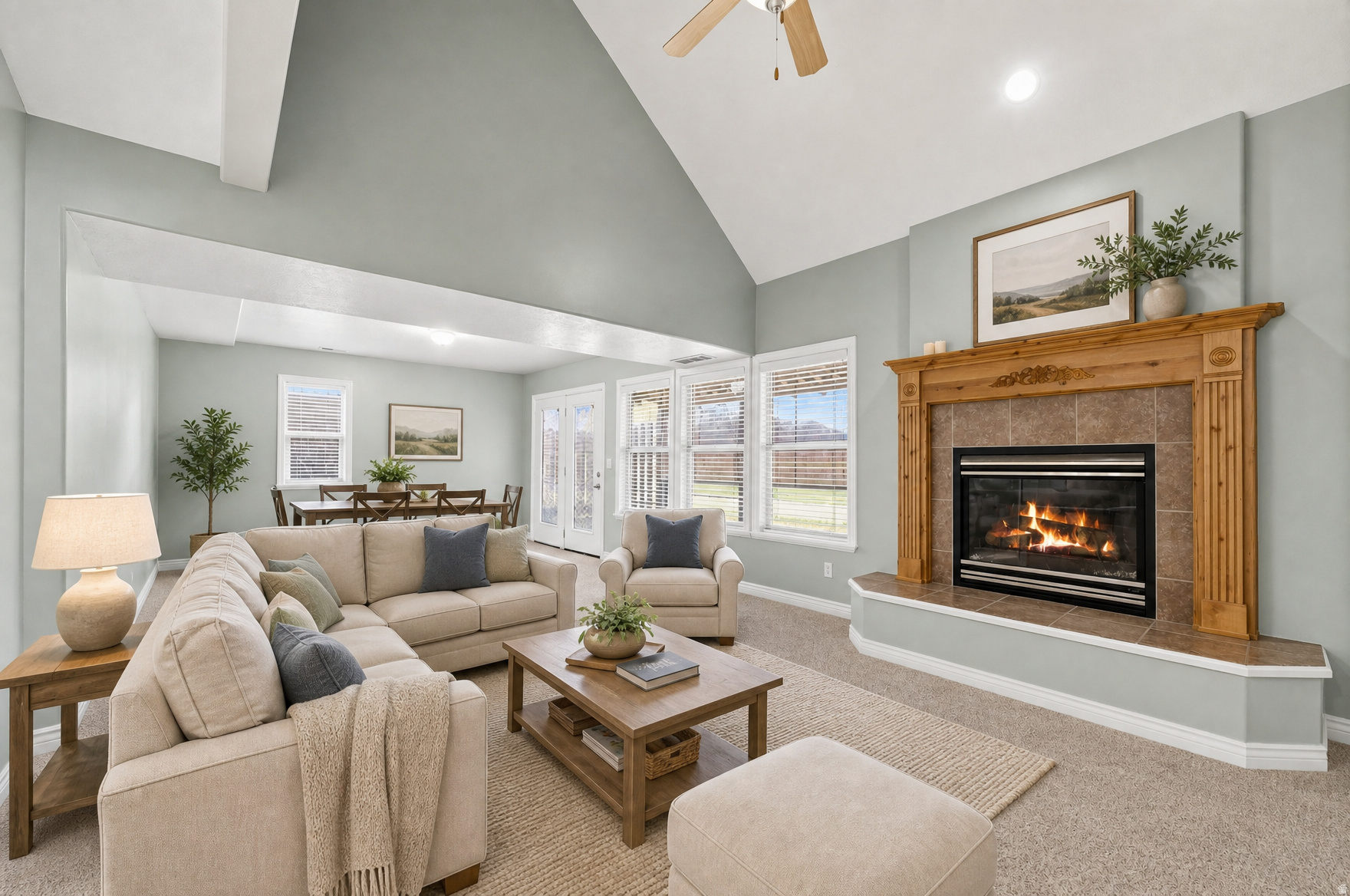 WHITE BARN COUNTRY CLUB PRUD - Residential
