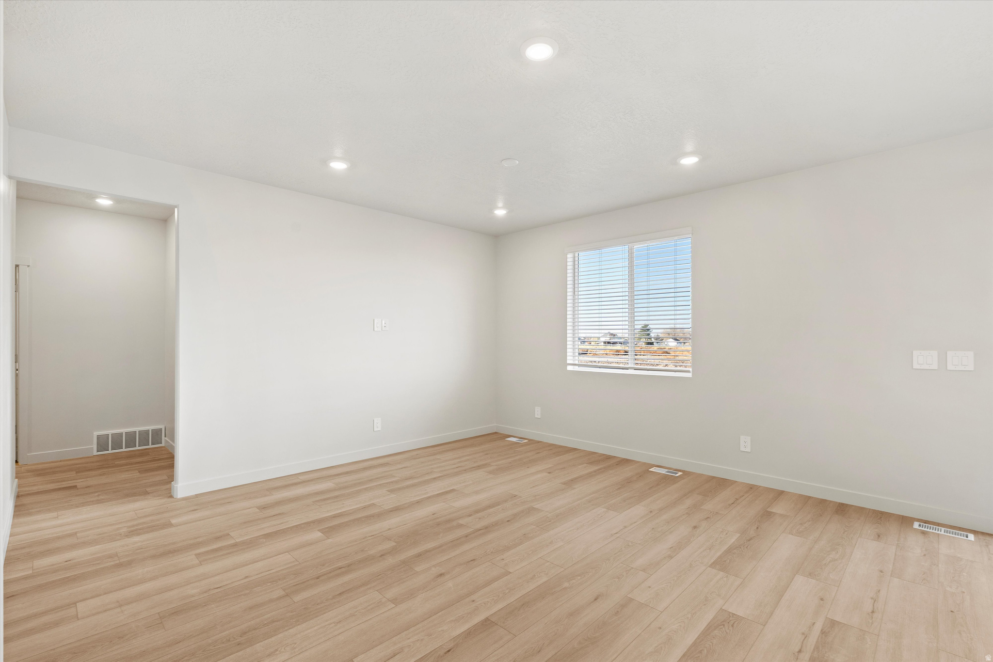 STRATTON ACRES - Residential