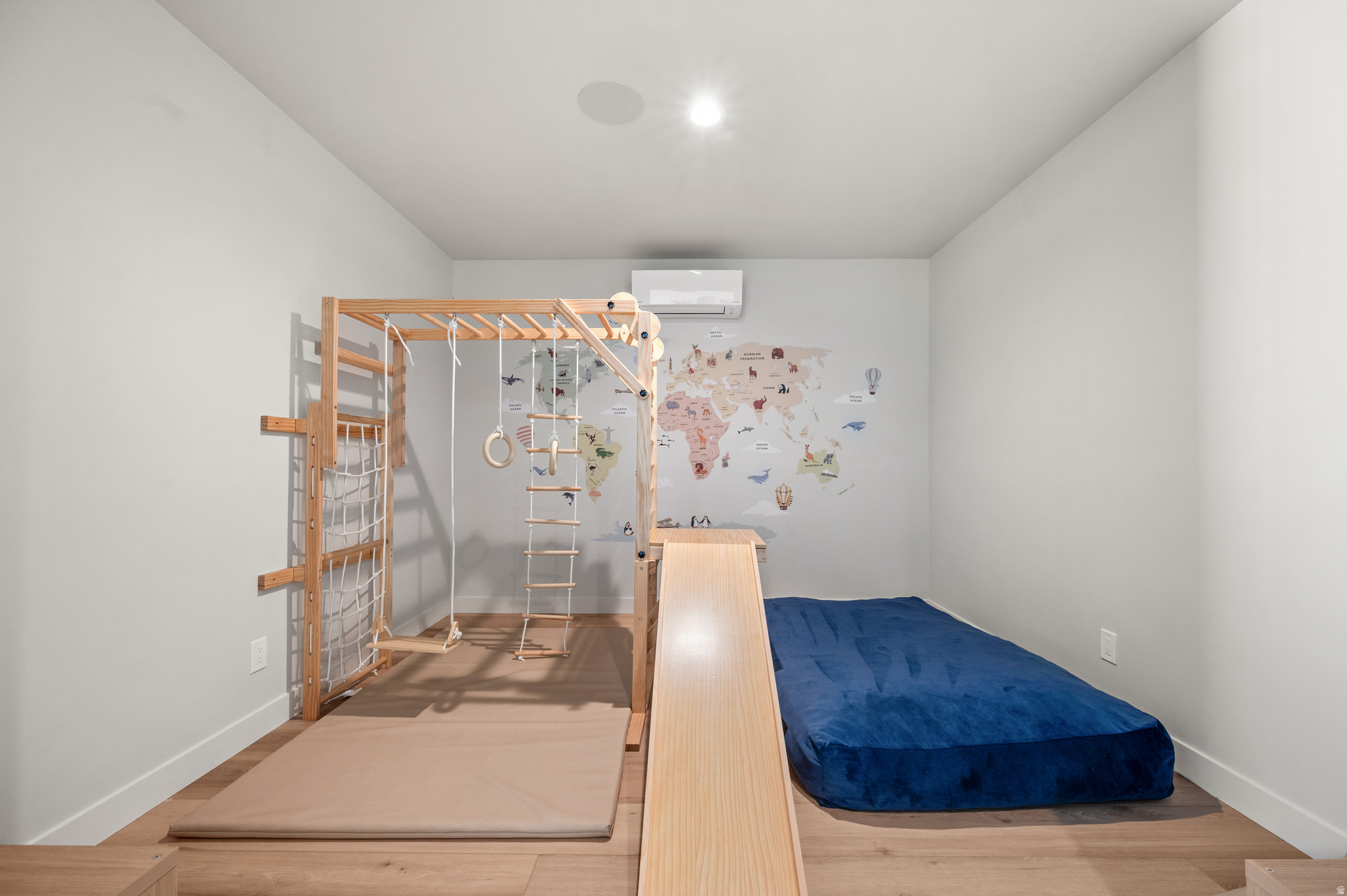 RIDGE - Residential