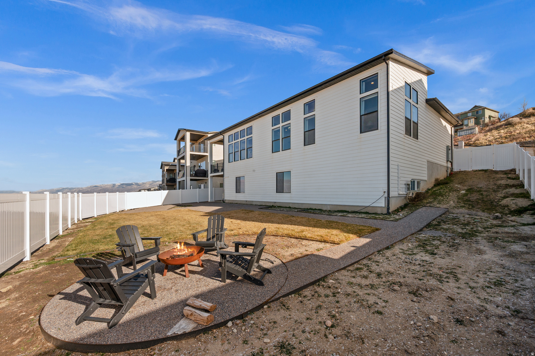 RIDGE - Residential