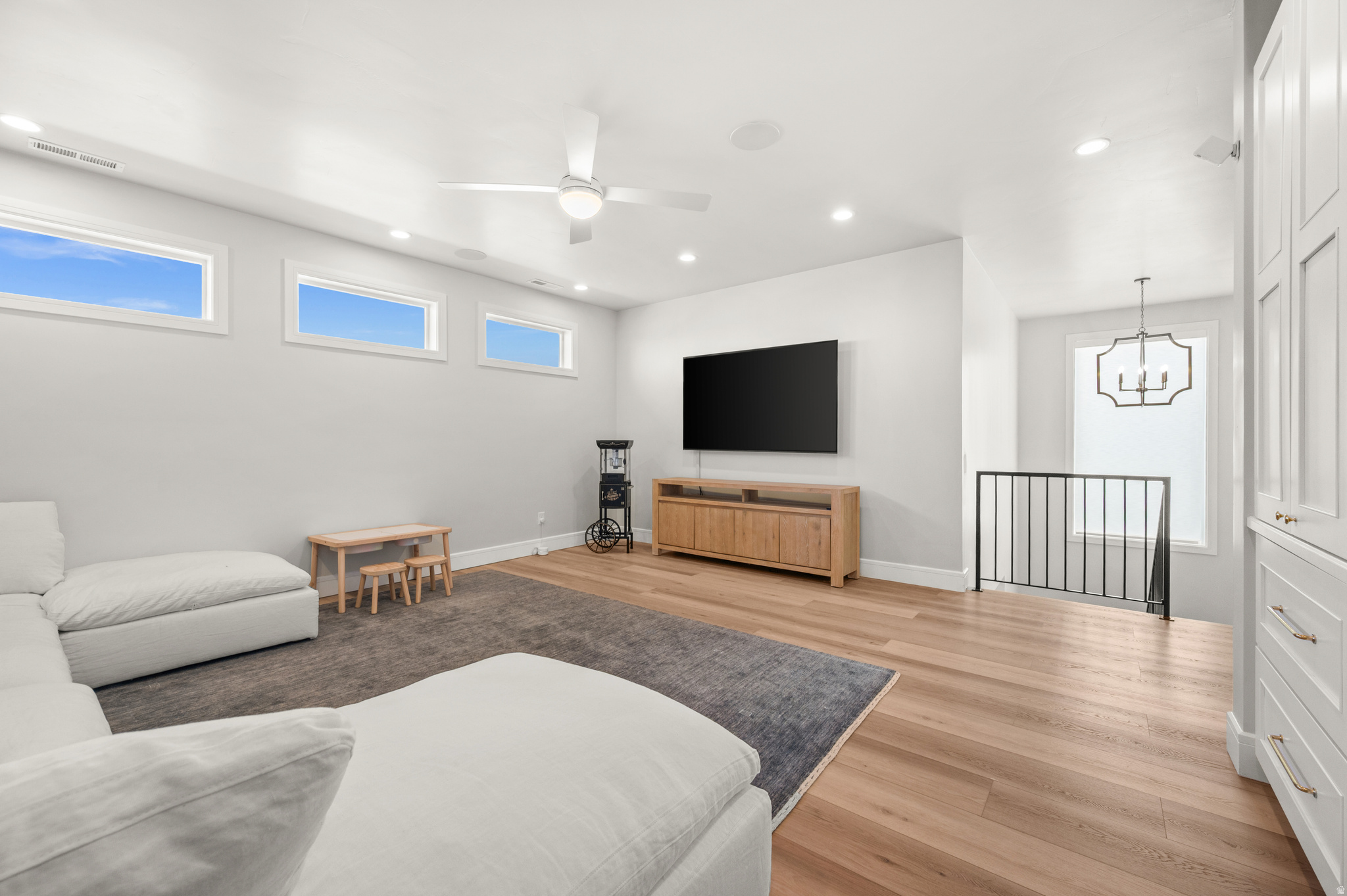 RIDGE - Residential
