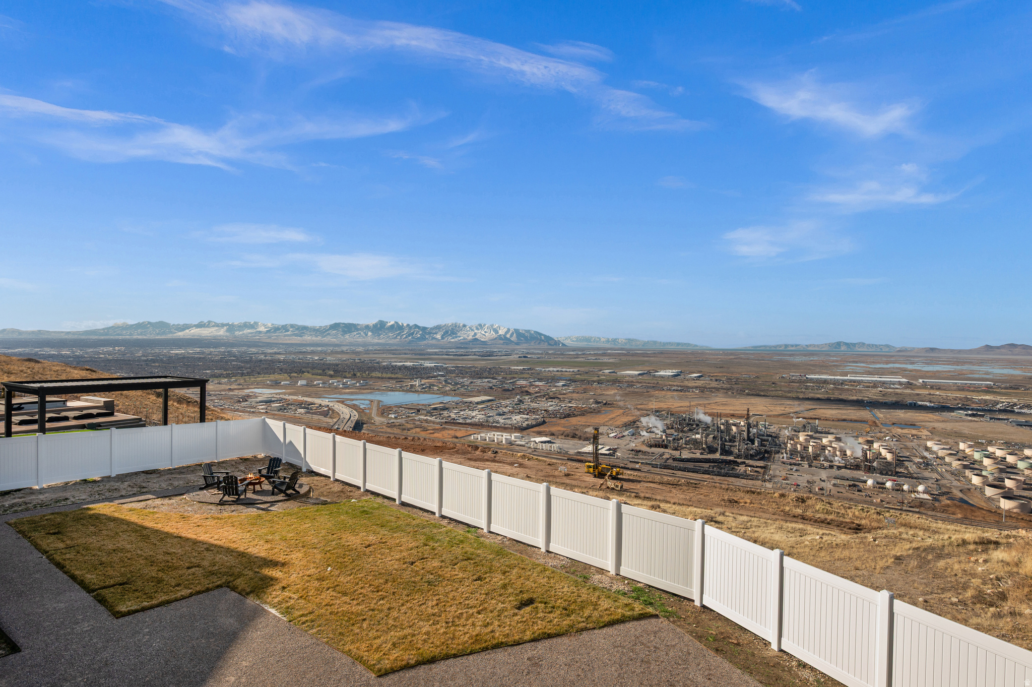 RIDGE - Residential