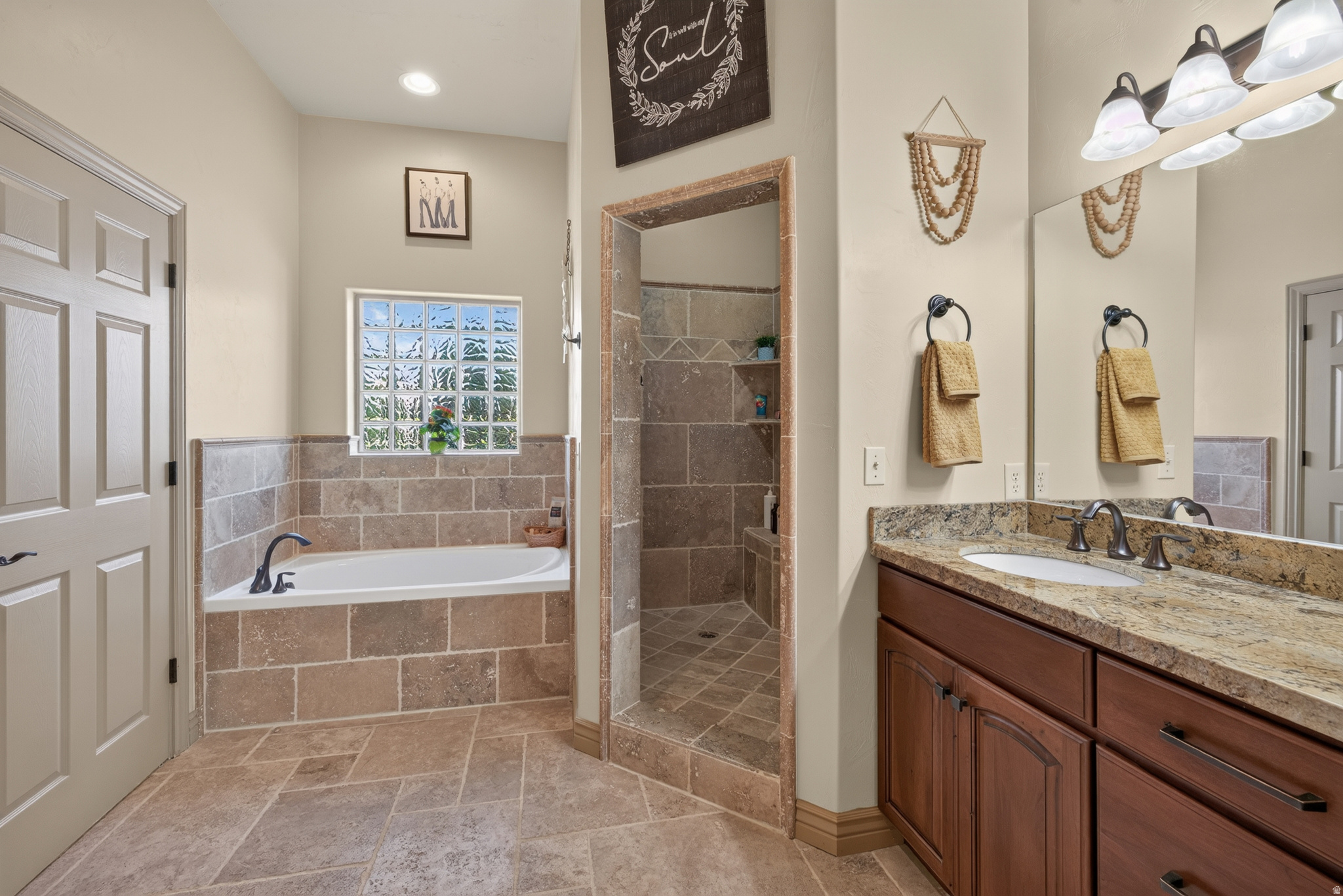 SUNNY ACRES - Residential