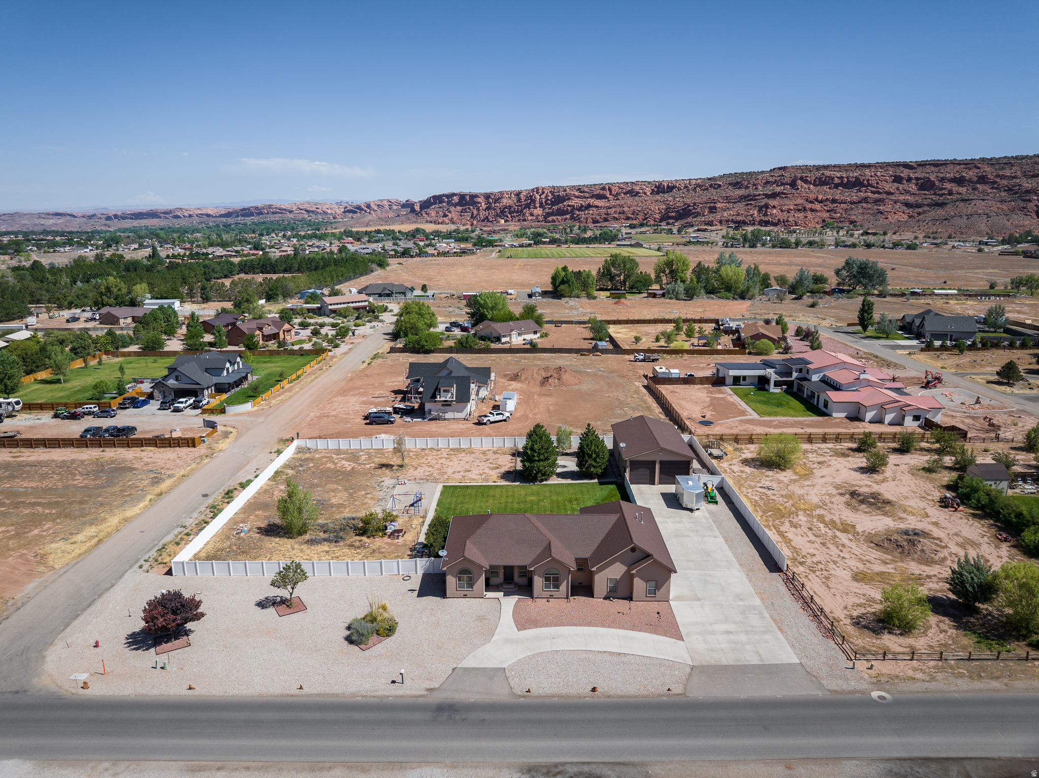SUNNY ACRES - Residential