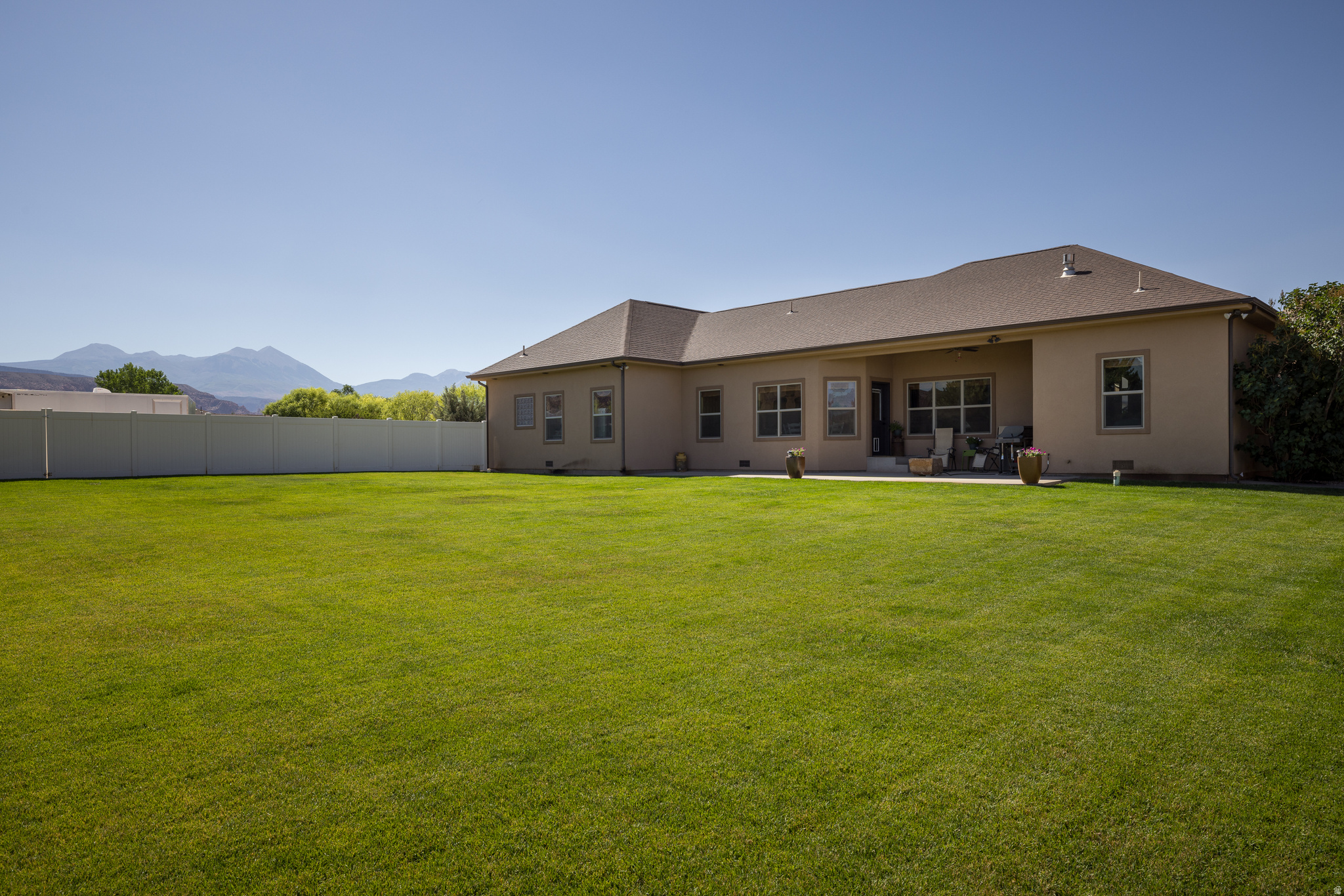 SUNNY ACRES - Residential