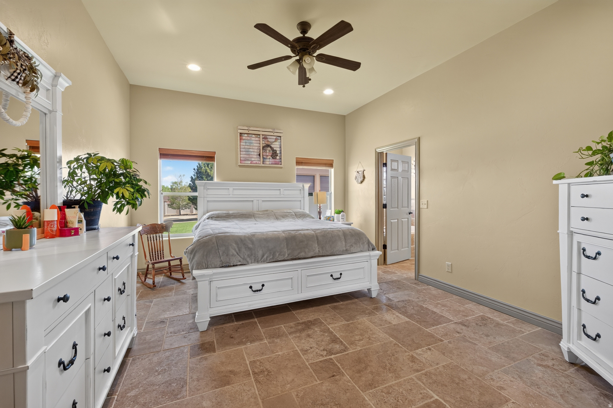 SUNNY ACRES - Residential