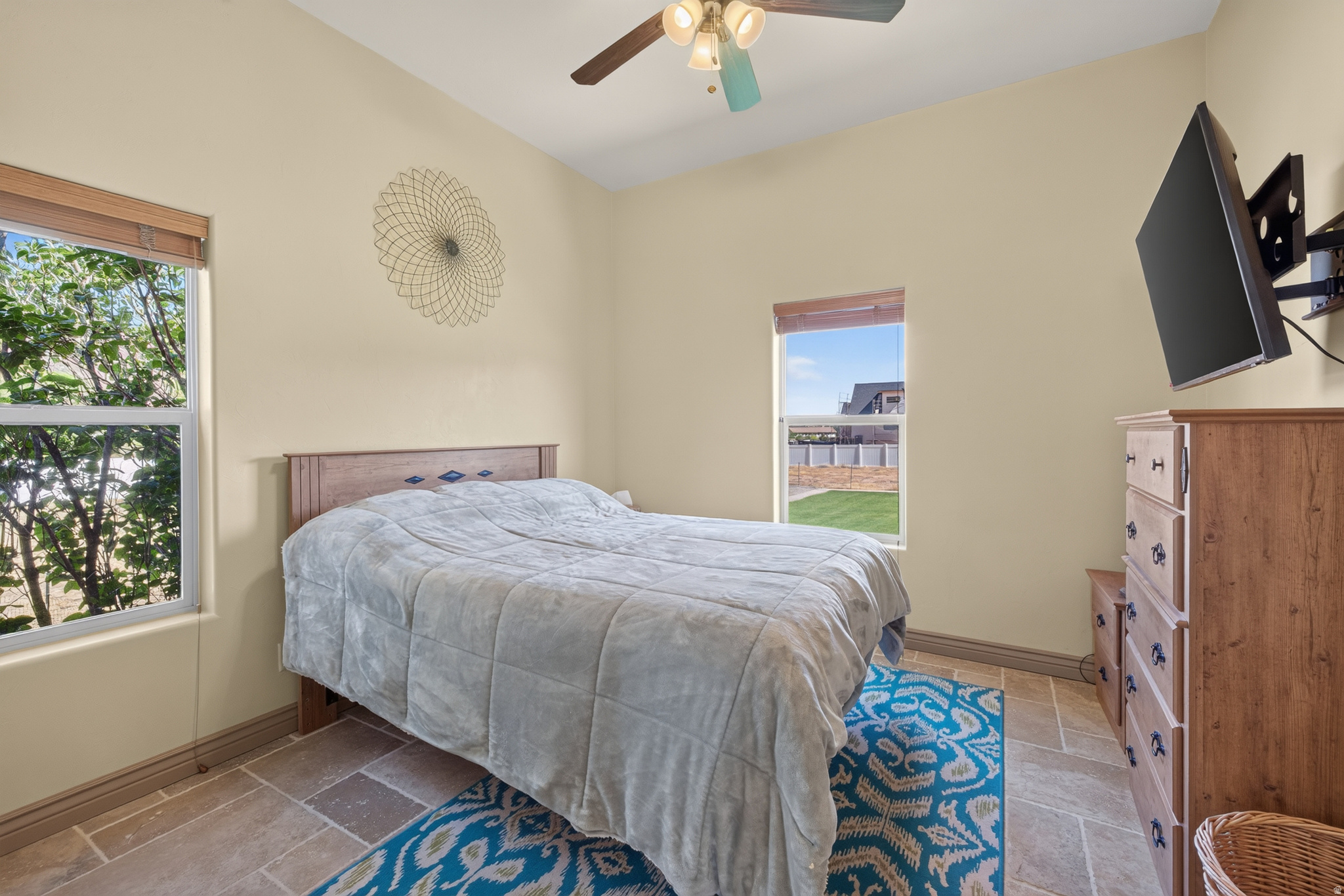 SUNNY ACRES - Residential