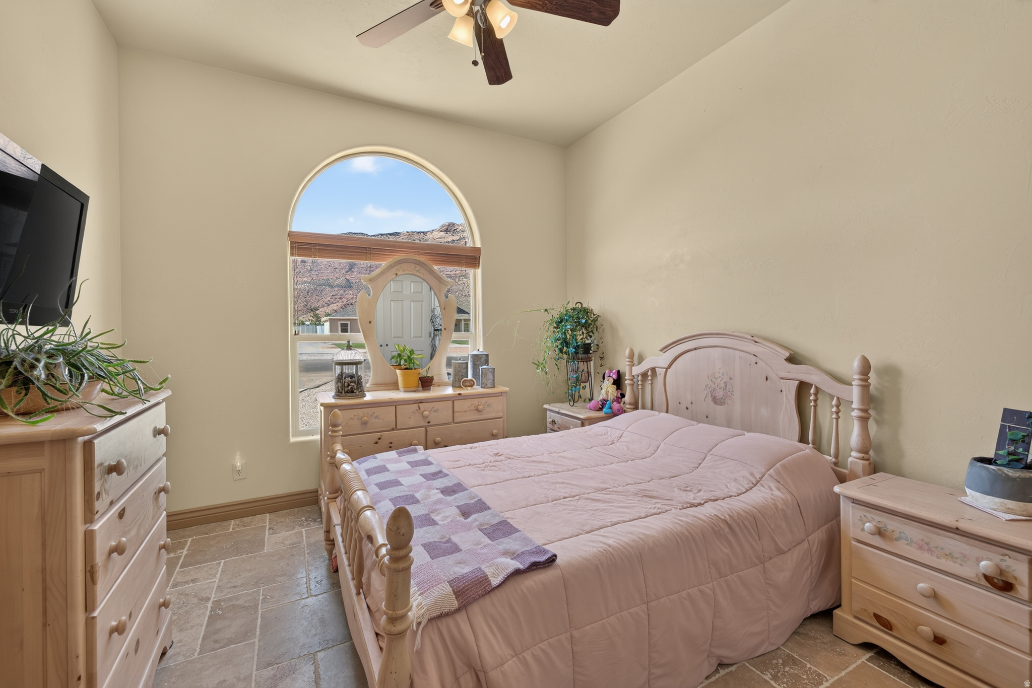 SUNNY ACRES - Residential