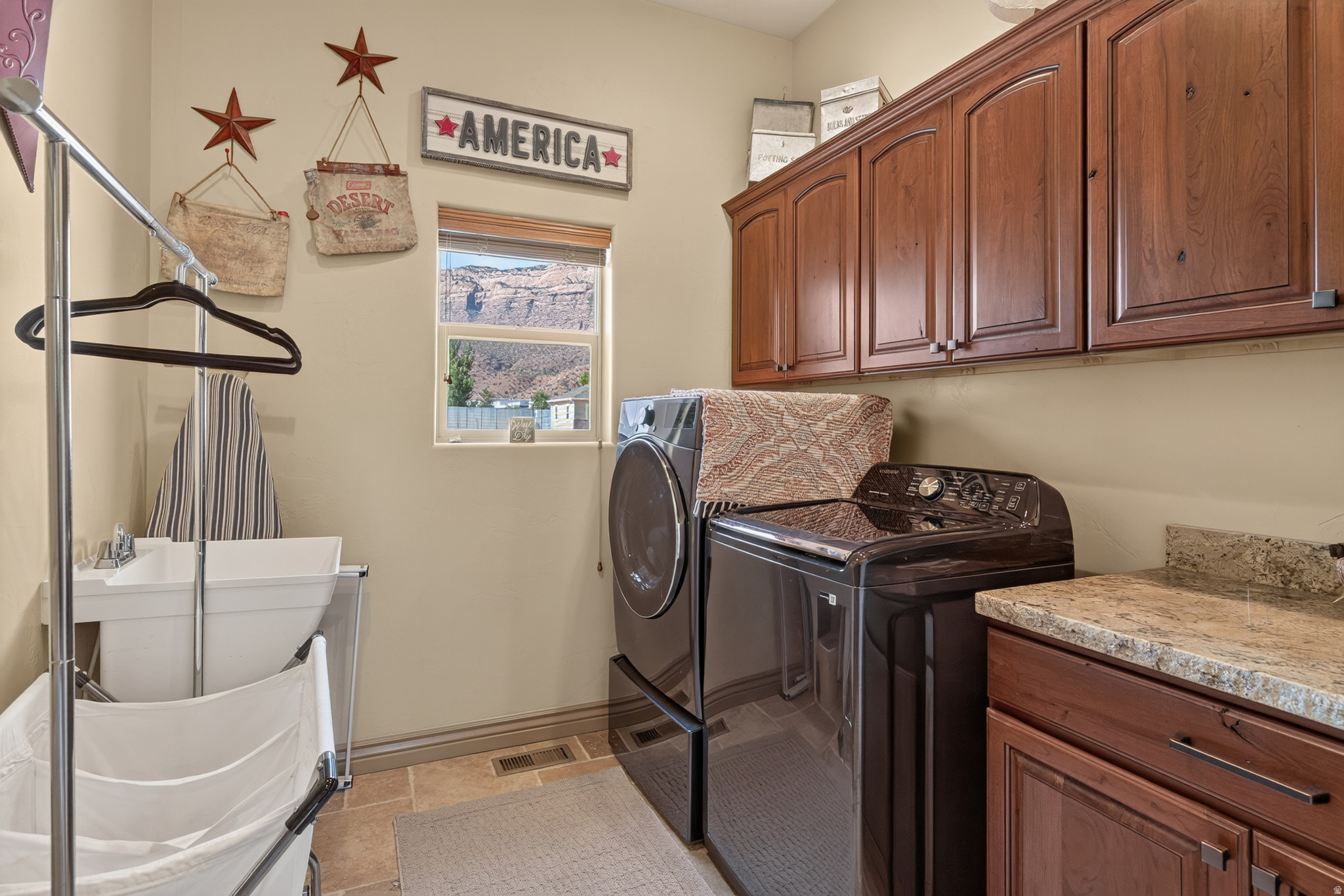 SUNNY ACRES - Residential