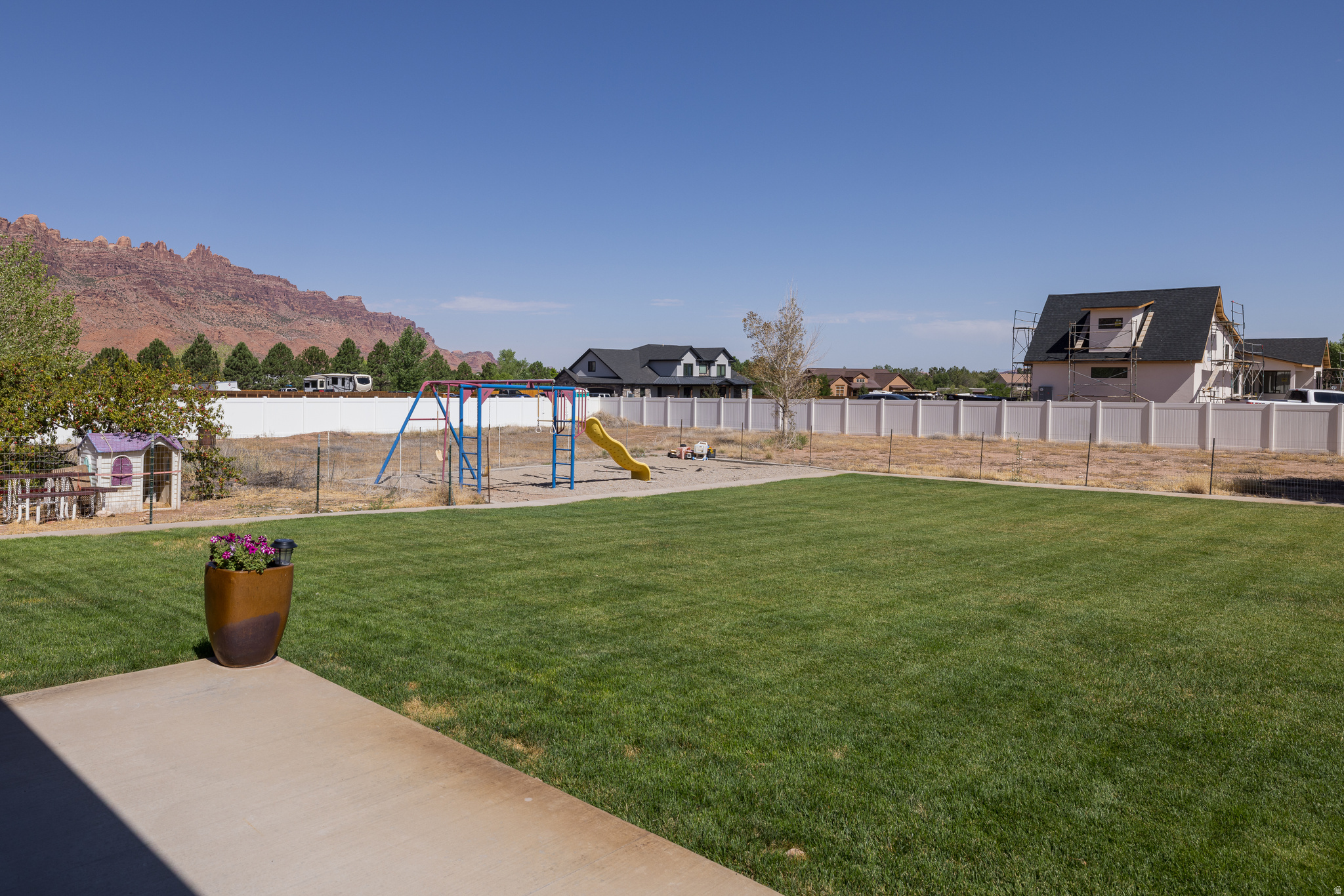 SUNNY ACRES - Residential