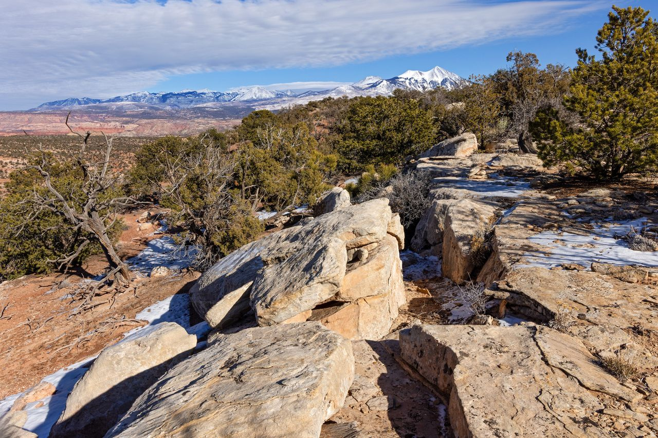 Rare opportunity to own this secluded lot with 360 panoramic vistas of Behind the Rocks Wilderness Study Area and the La Sal mountains.  A place where tranquility, breathtaking views and star-filled nights come together.  Make your dream home or getaway a reality.  15 miles / 20 minutes from downtown Moab.