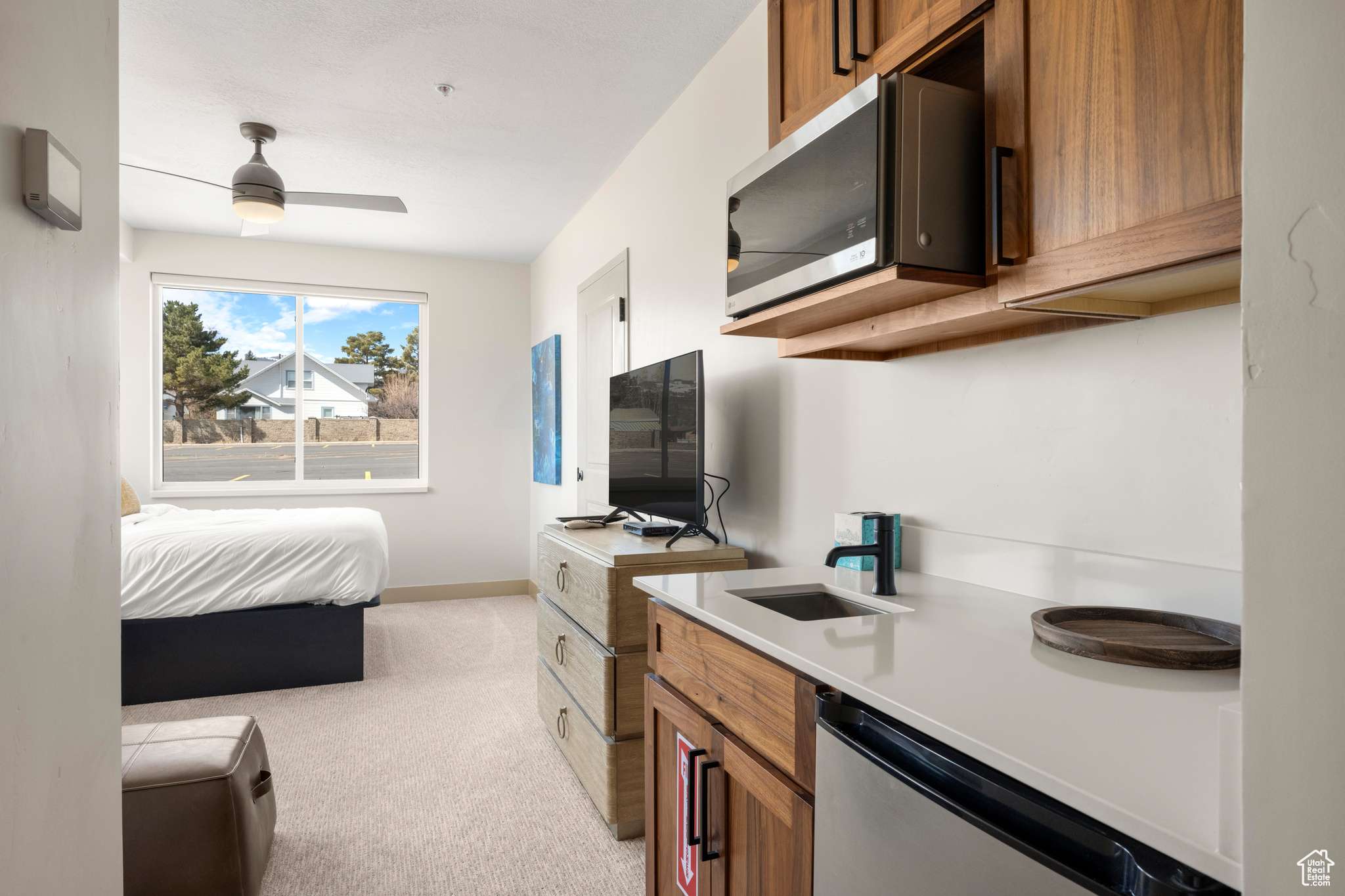WATERS EDGE - Residential
