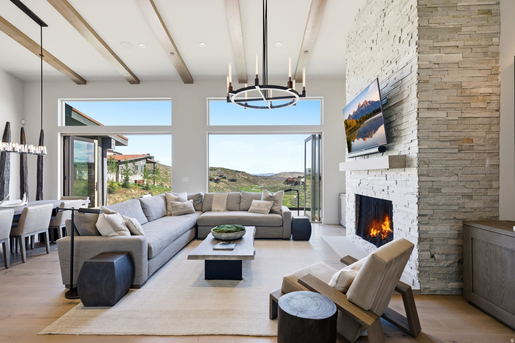 PROMONTORY PAINTED SHORES - Residential