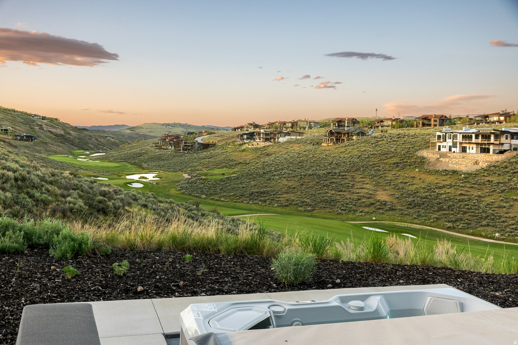 PROMONTORY PAINTED SHORES - Residential