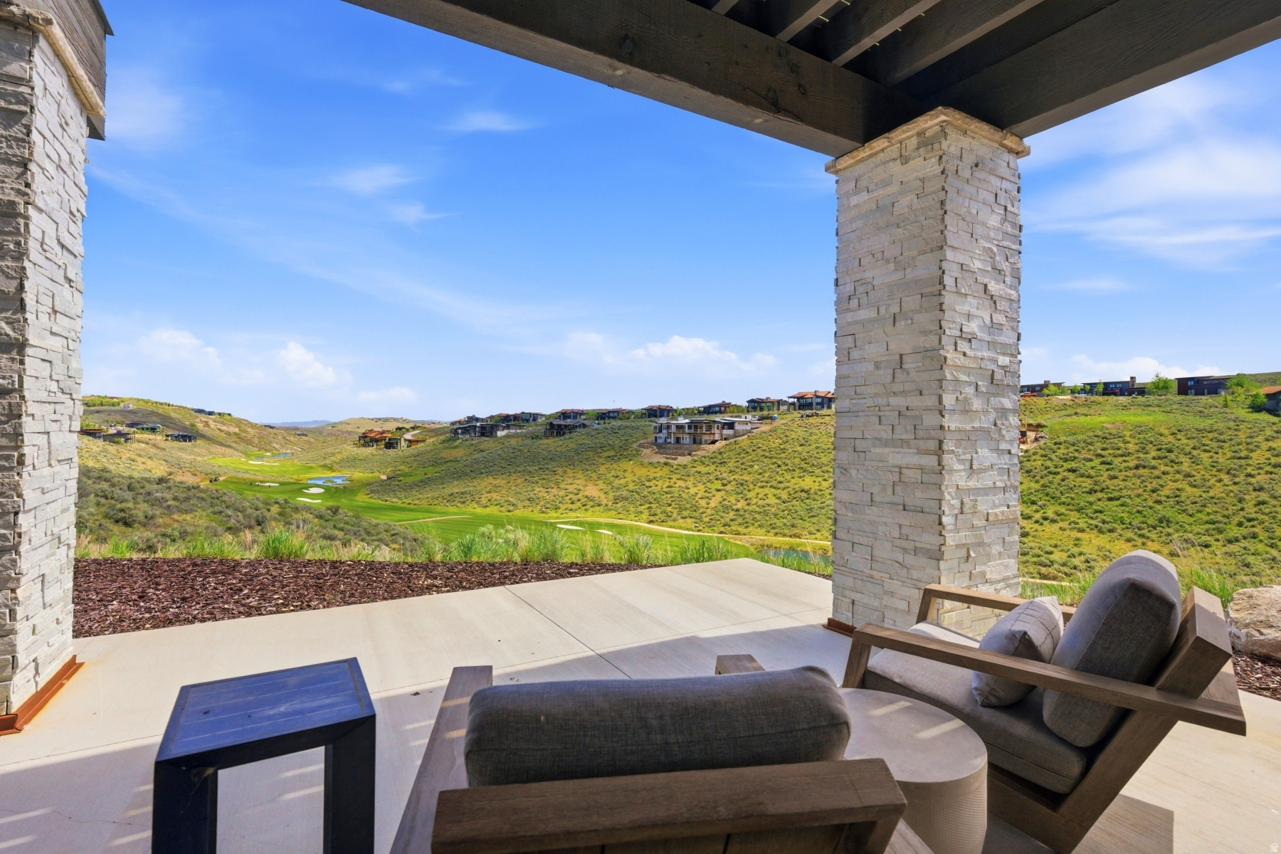 PROMONTORY PAINTED SHORES - Residential