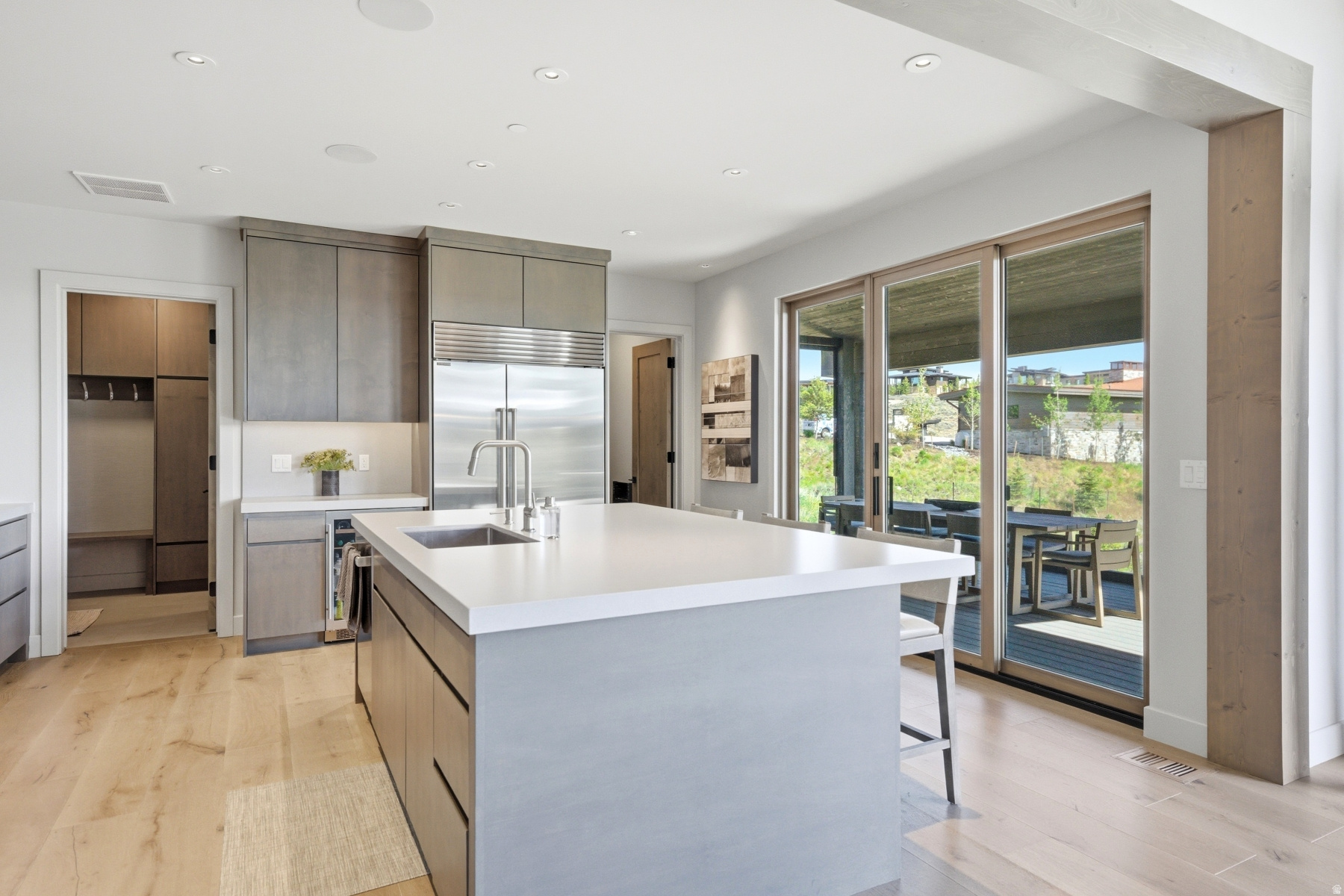 PROMONTORY PAINTED SHORES - Residential