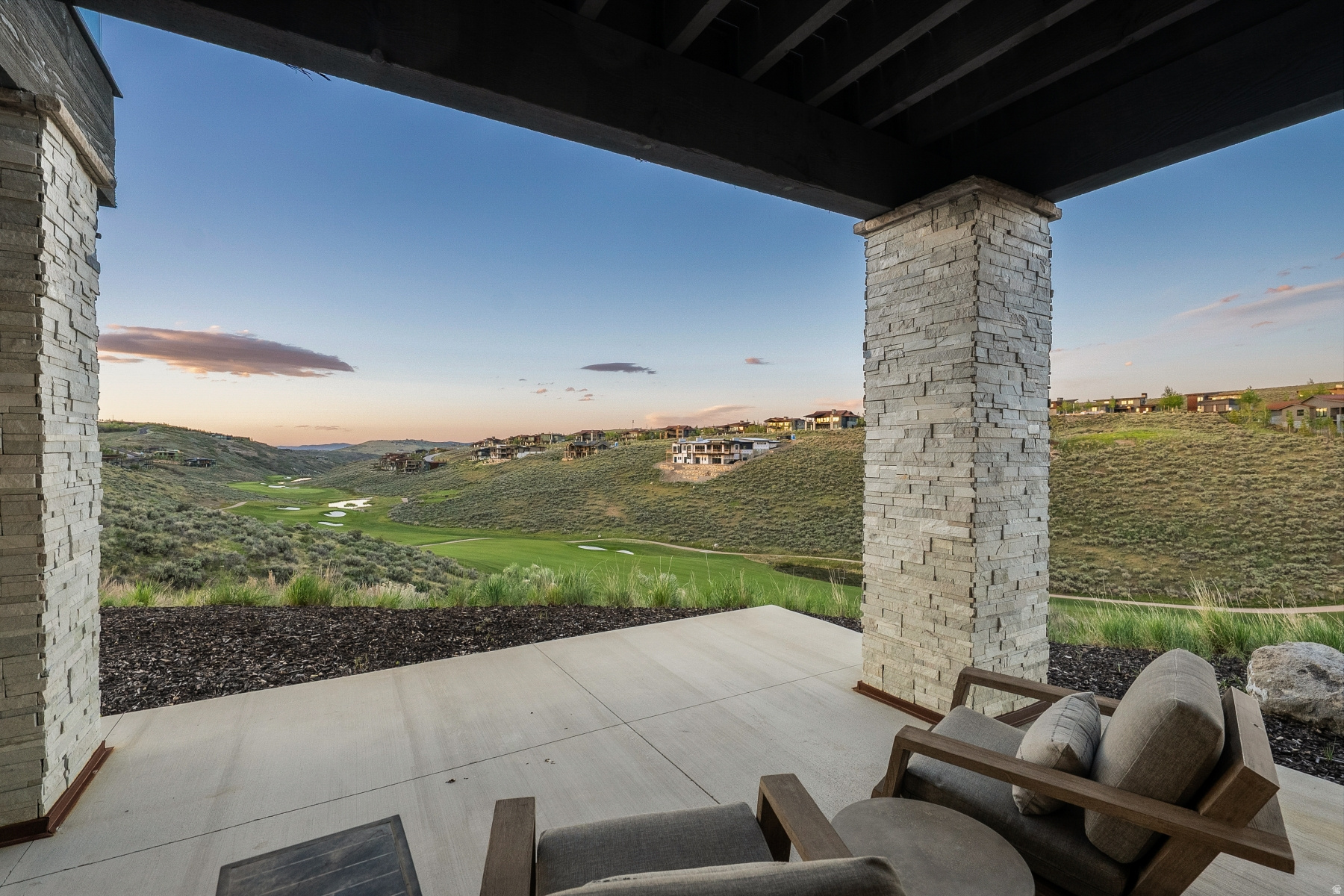 PROMONTORY PAINTED SHORES - Residential