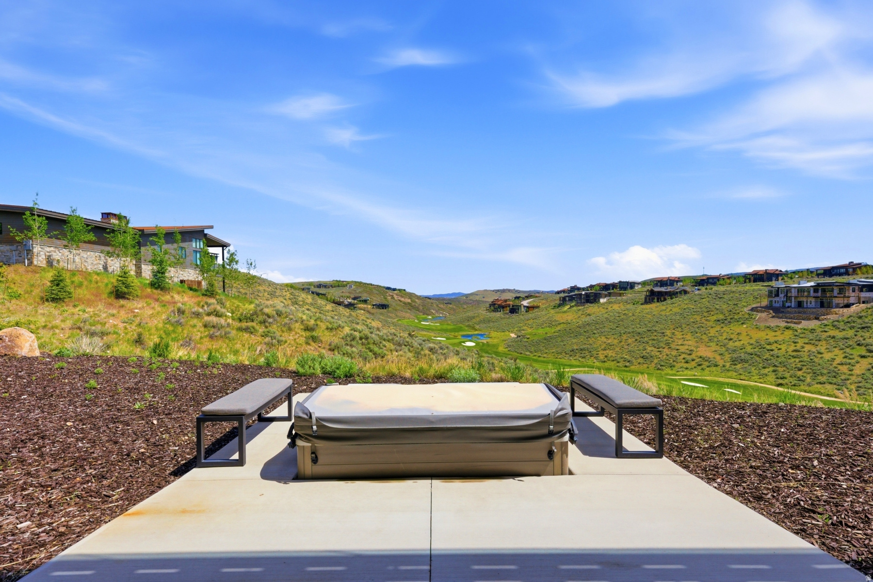 PROMONTORY PAINTED SHORES - Residential