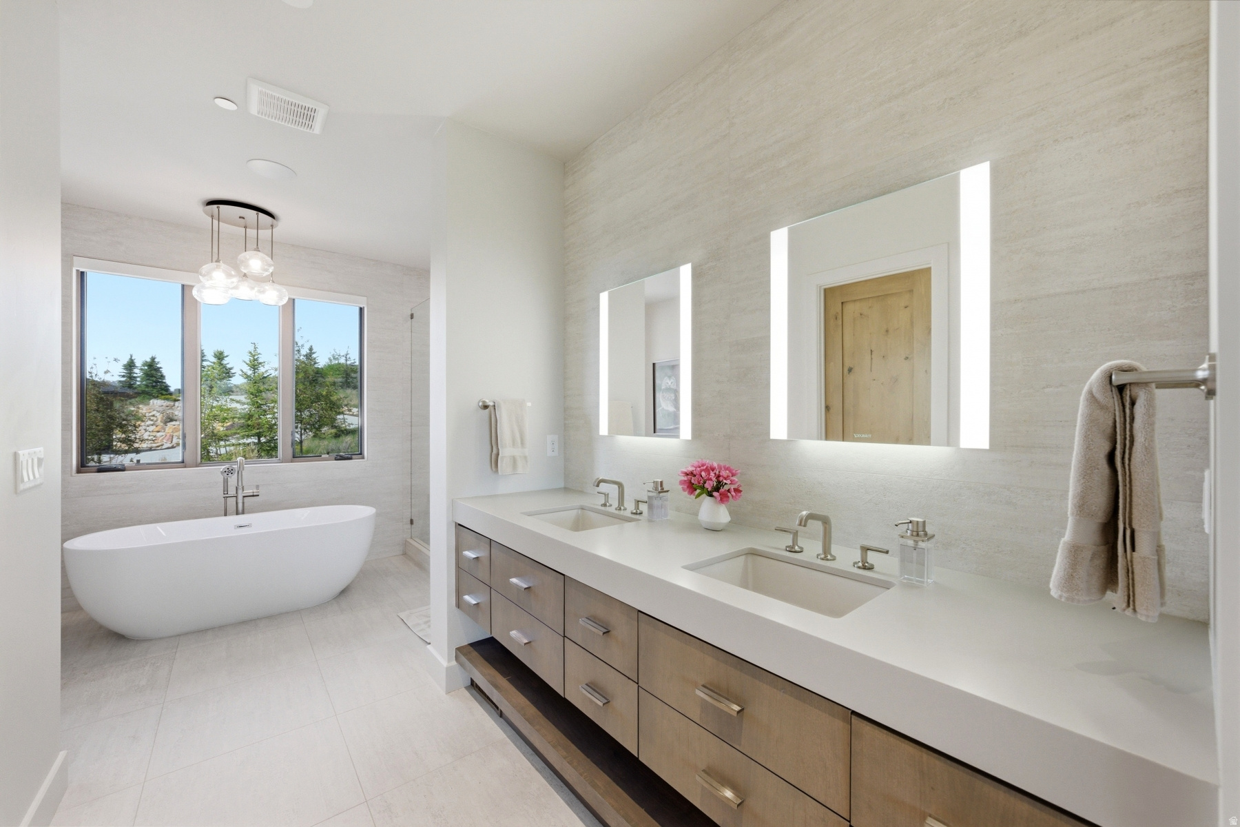 PROMONTORY PAINTED SHORES - Residential
