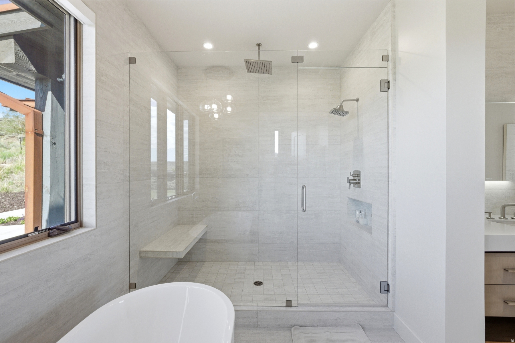 PROMONTORY PAINTED SHORES - Residential
