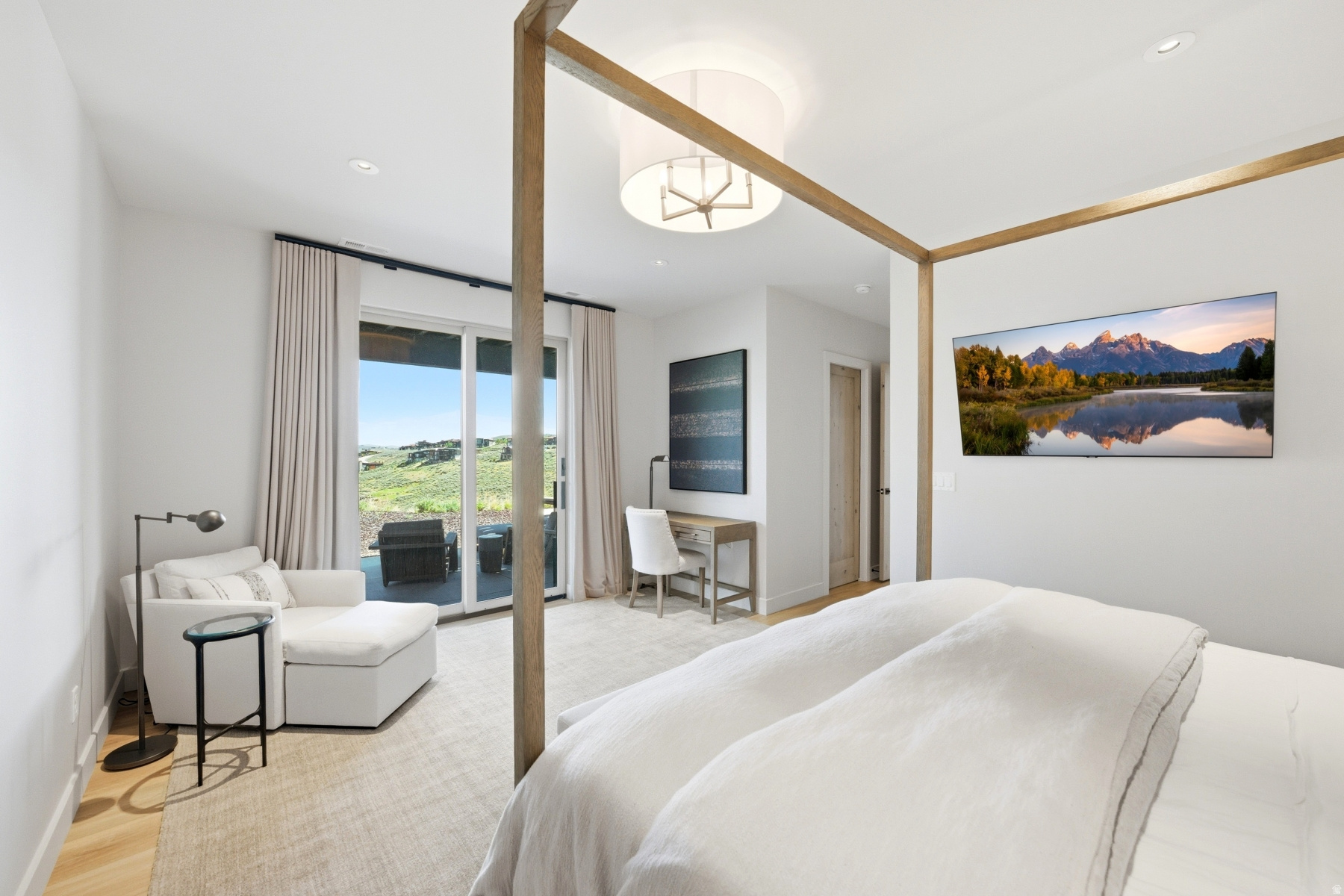 PROMONTORY PAINTED SHORES - Residential
