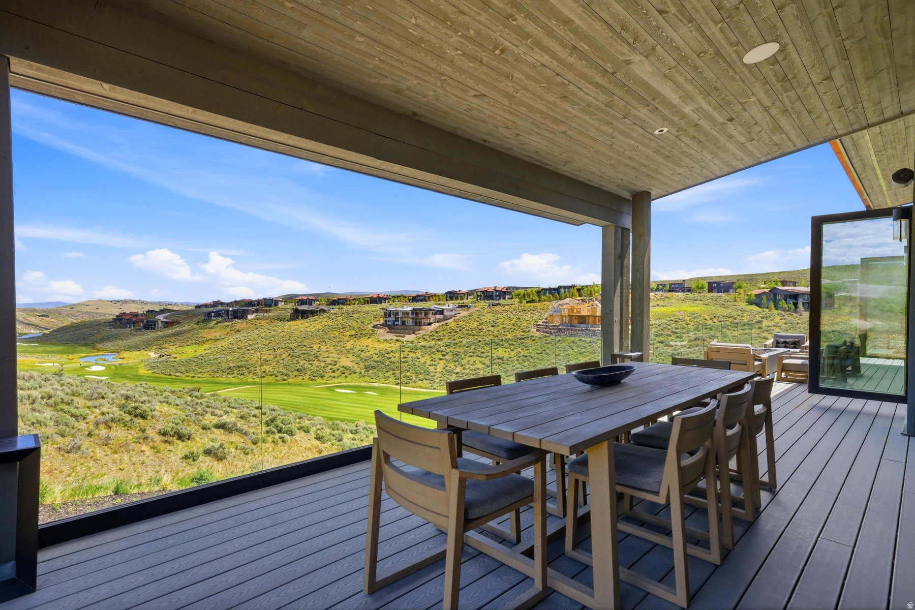 PROMONTORY PAINTED SHORES - Residential