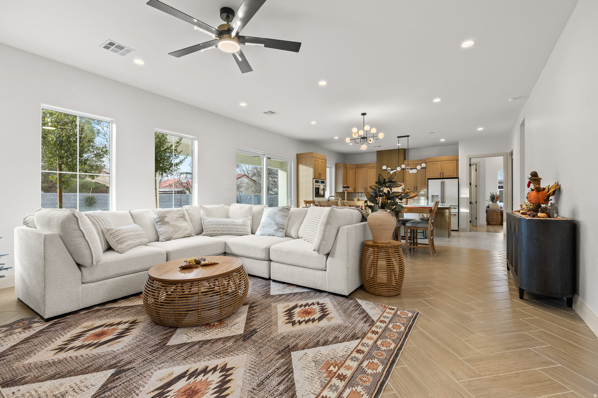 FALON RIDGE - Residential