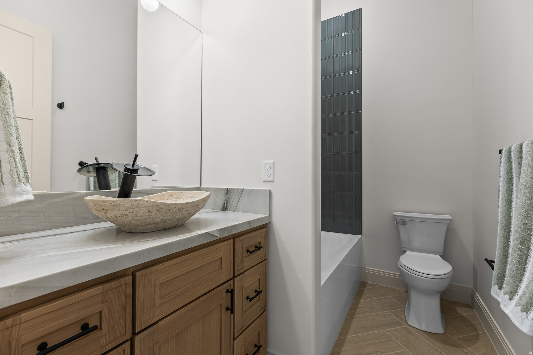 FALON RIDGE - Residential