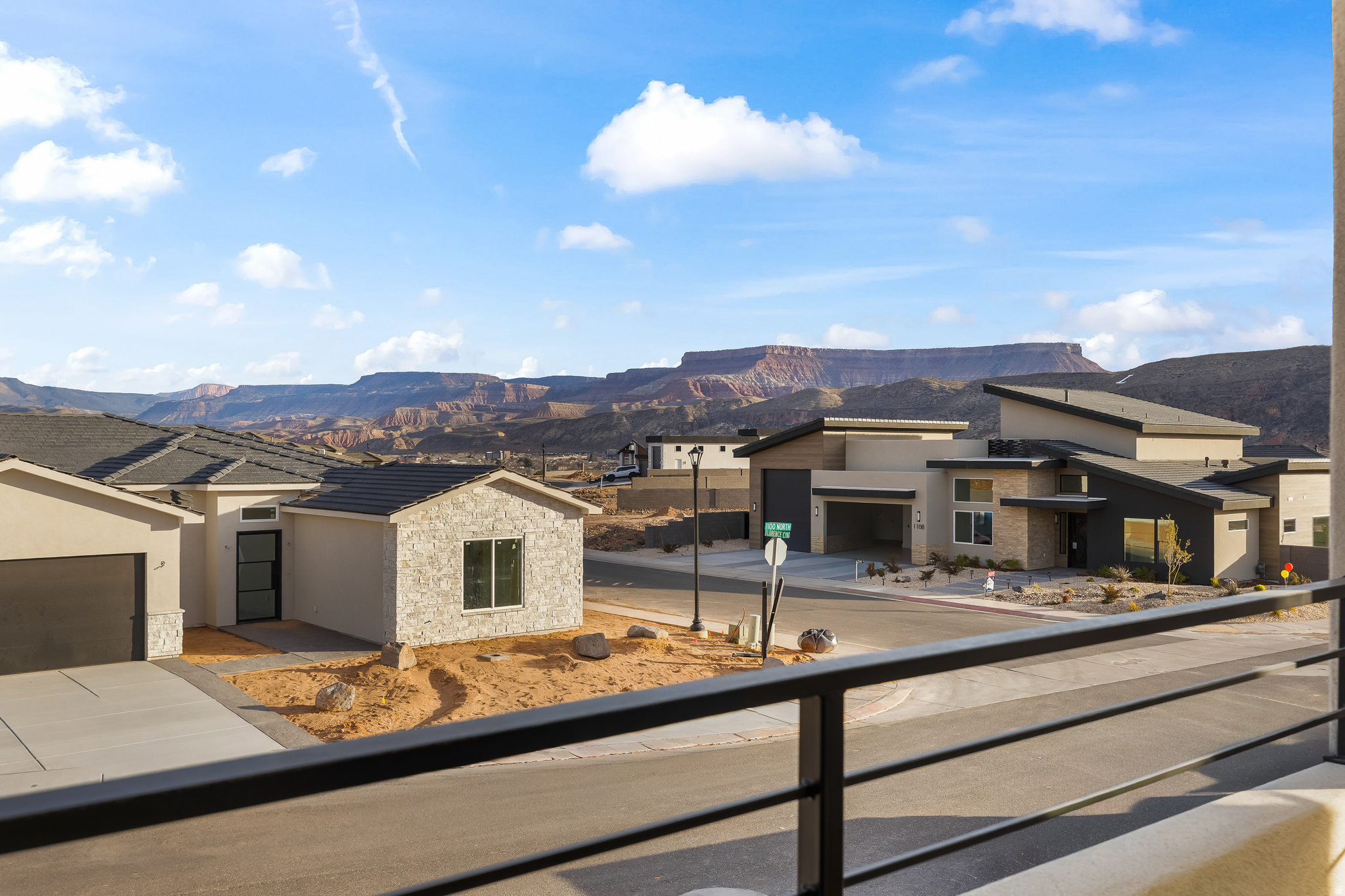 FALON RIDGE - Residential