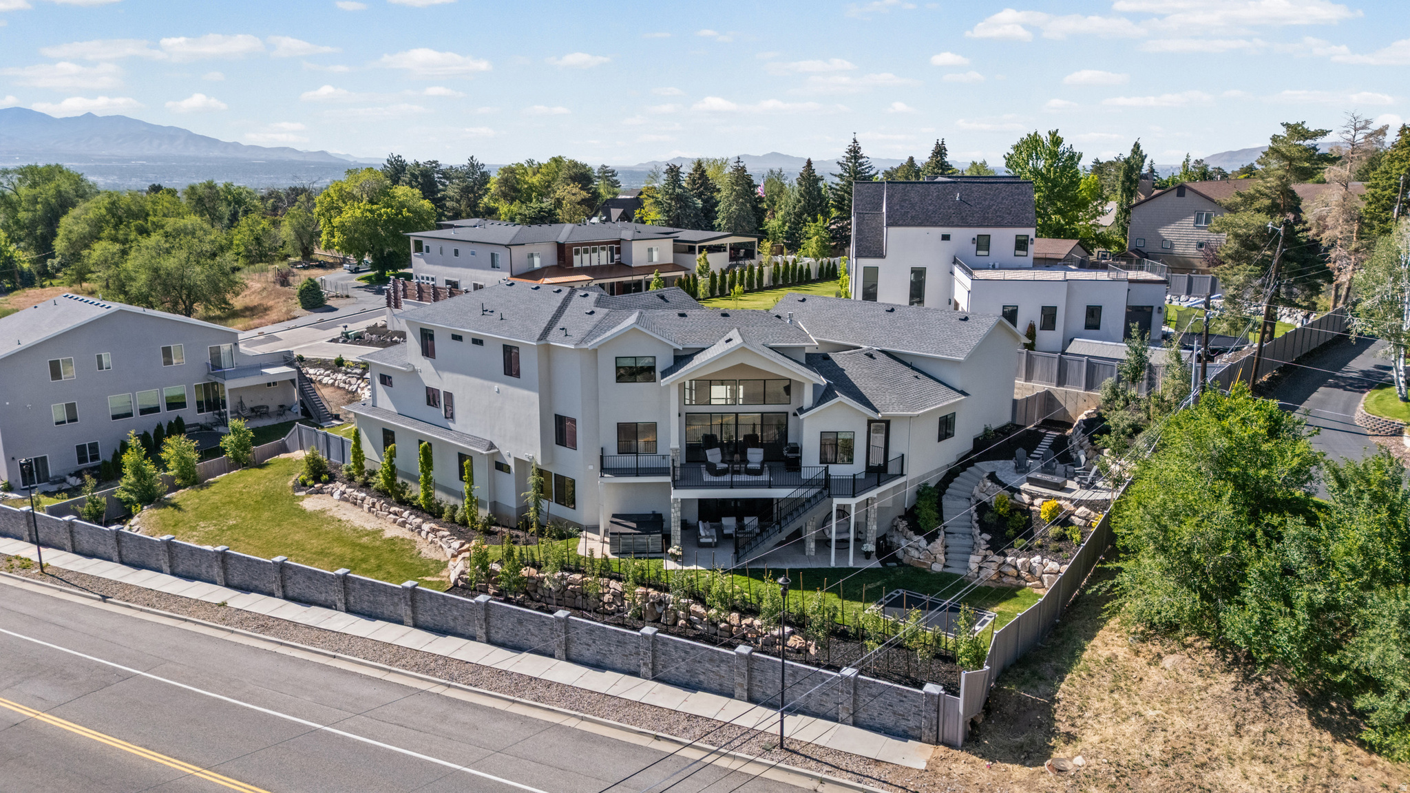 GRANITE GLEN - Residential