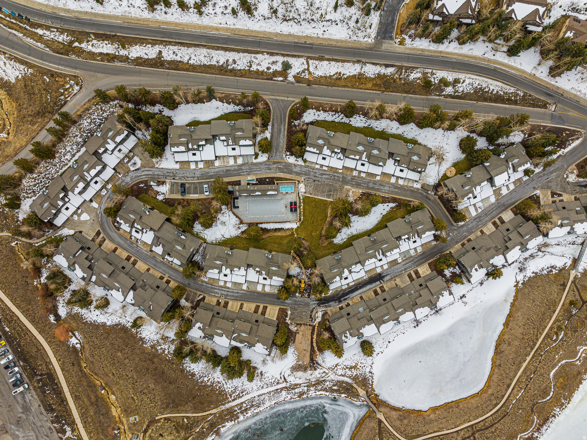 LAKESIDE - Residential Lease