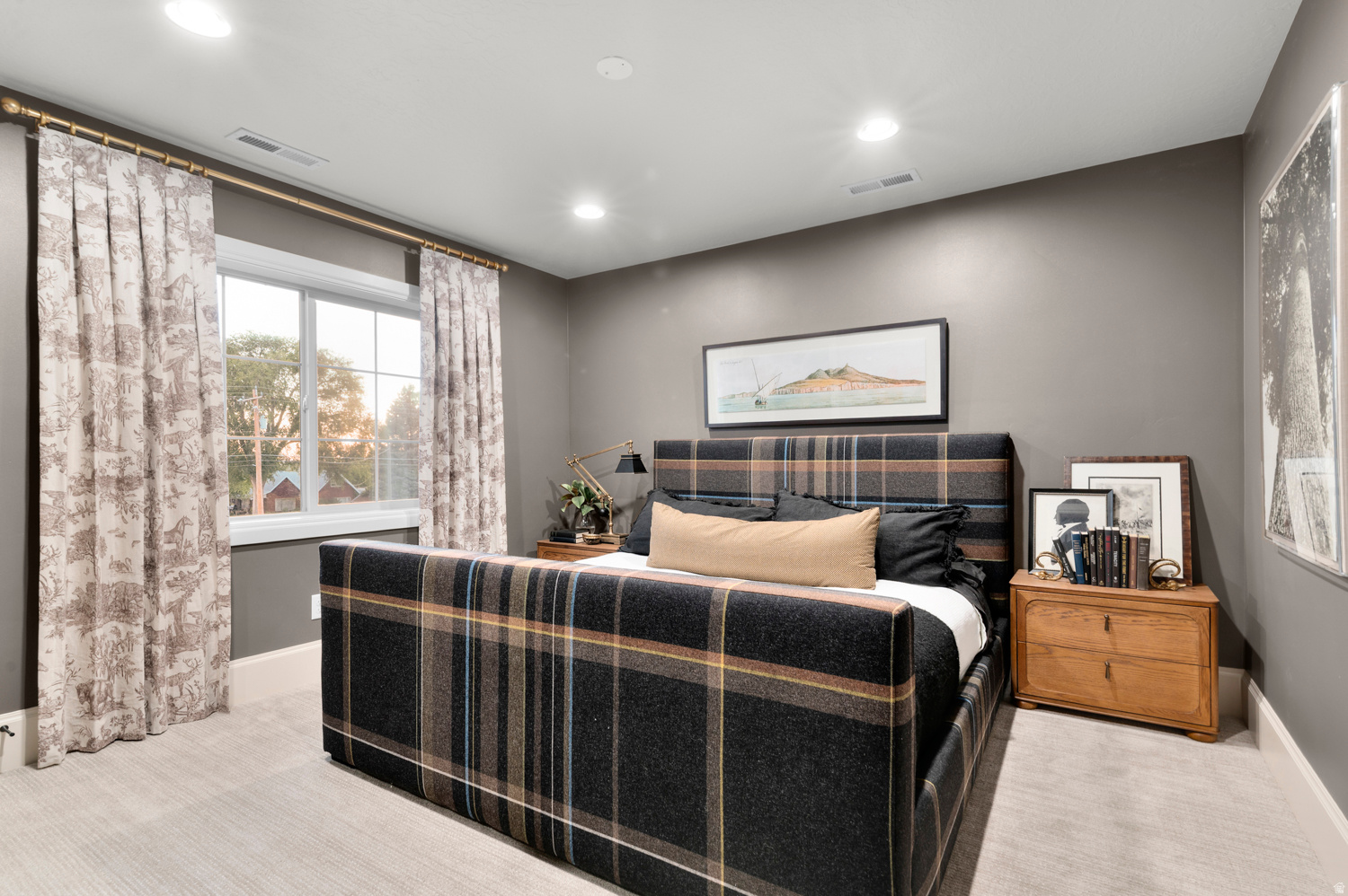 CRESTED PEAKS 13 - Residential