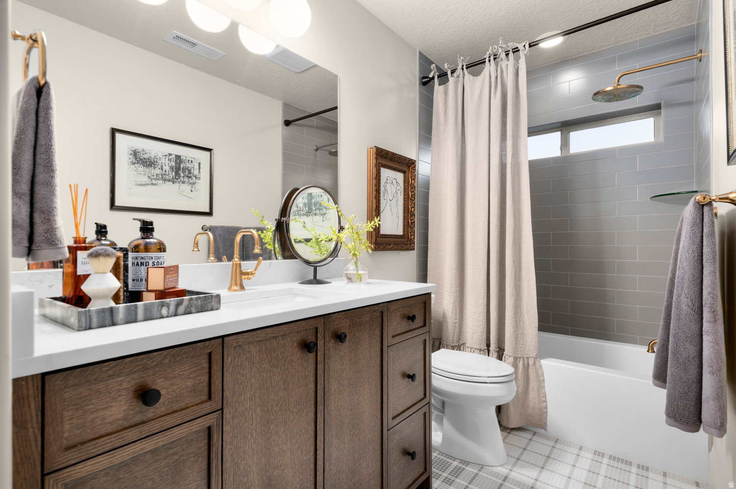 CRESTED PEAKS 13 - Residential
