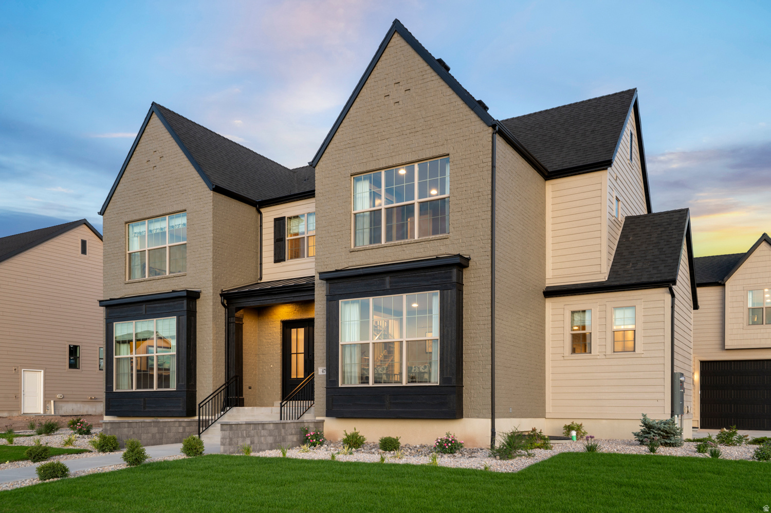CRESTED PEAKS 13 - Residential
