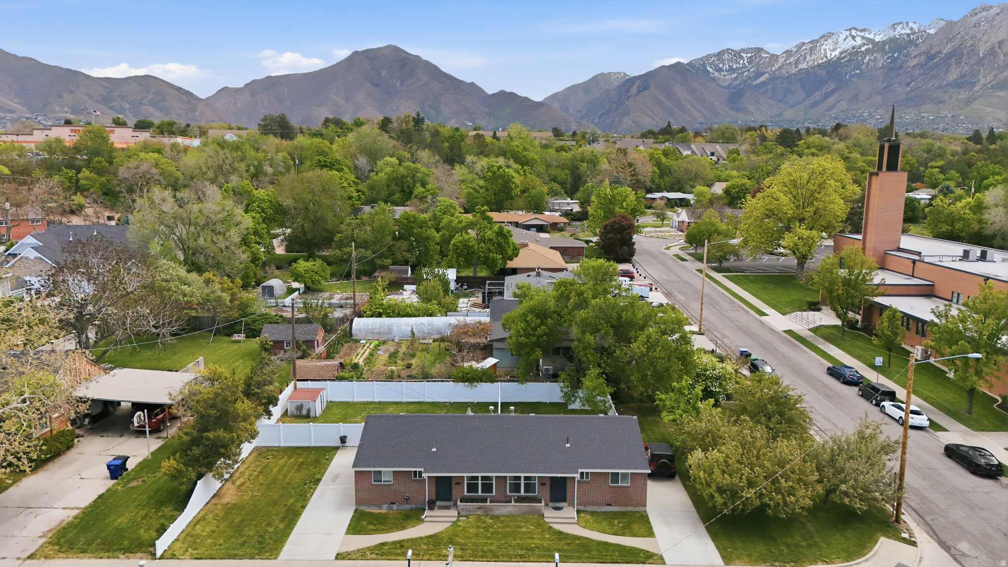 LUCKLAND SUB - Residential