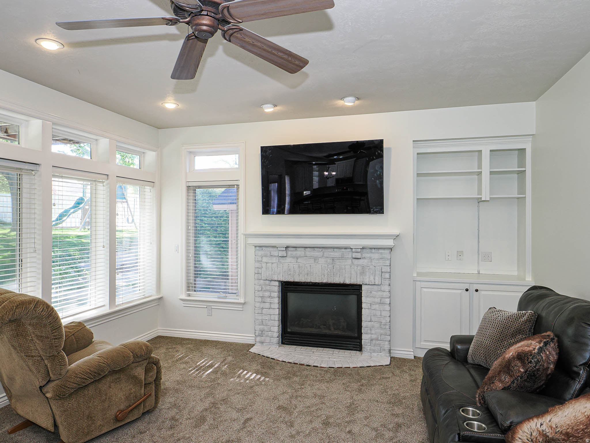RIDGE - Residential