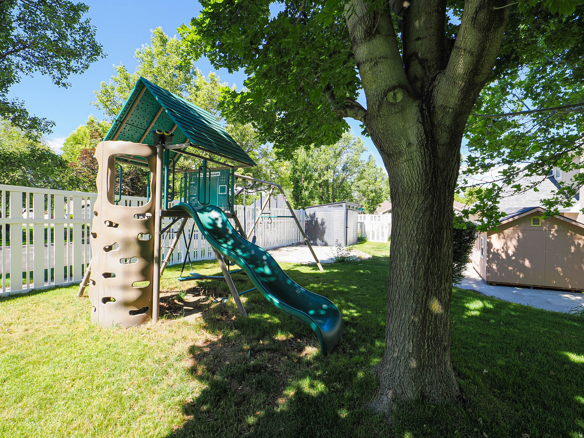RIDGE - Residential