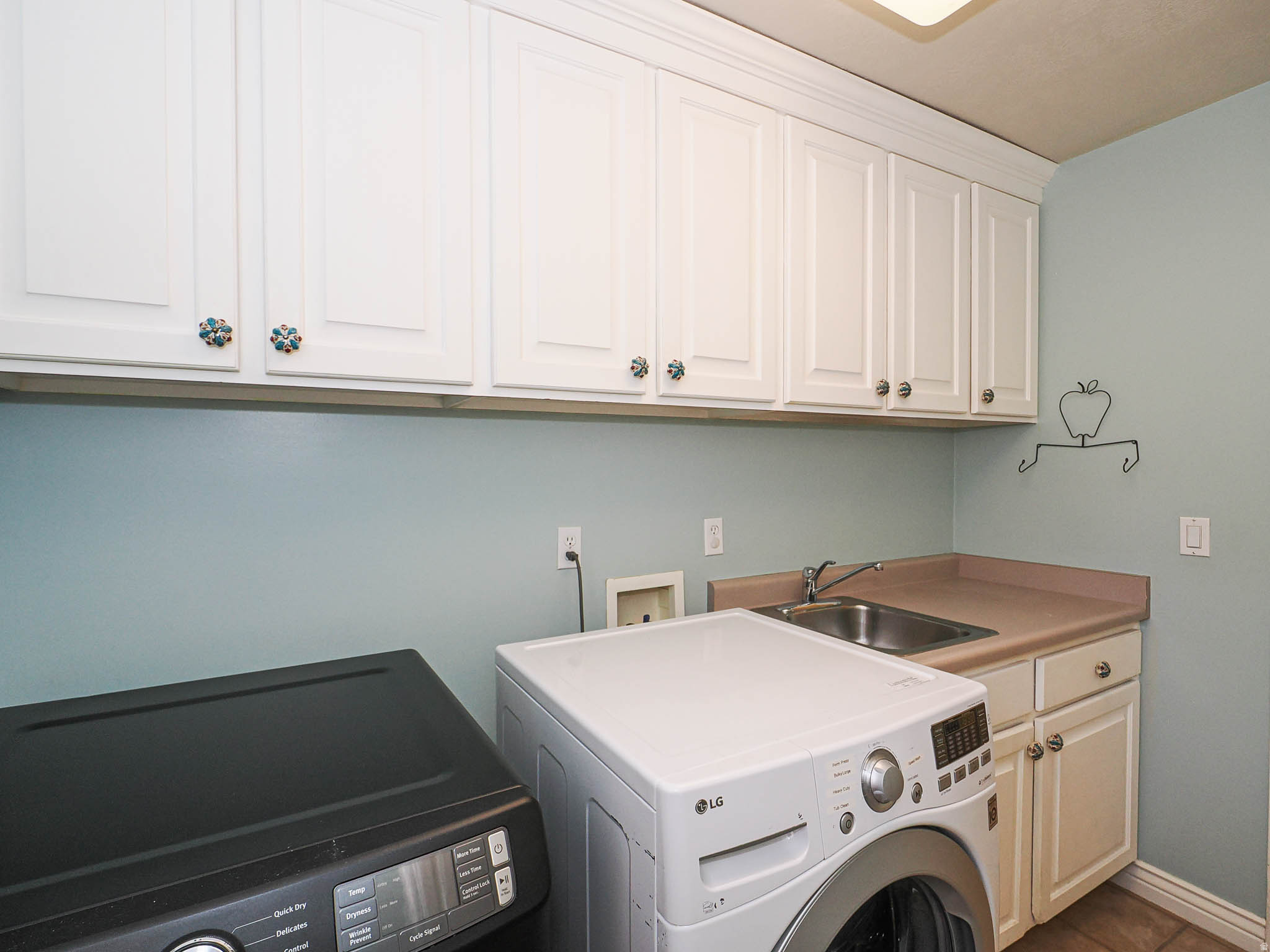 RIDGE - Residential