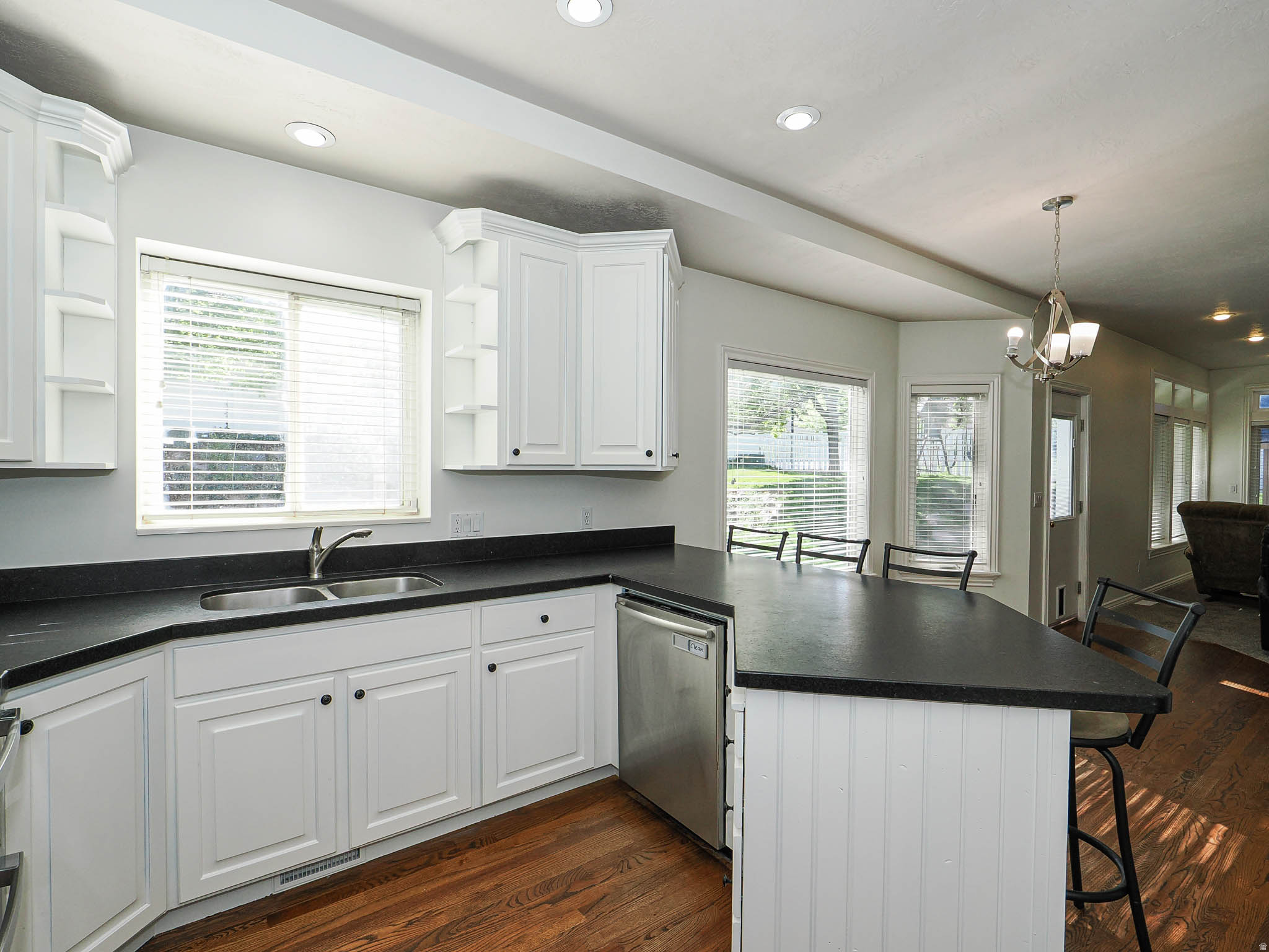 RIDGE - Residential