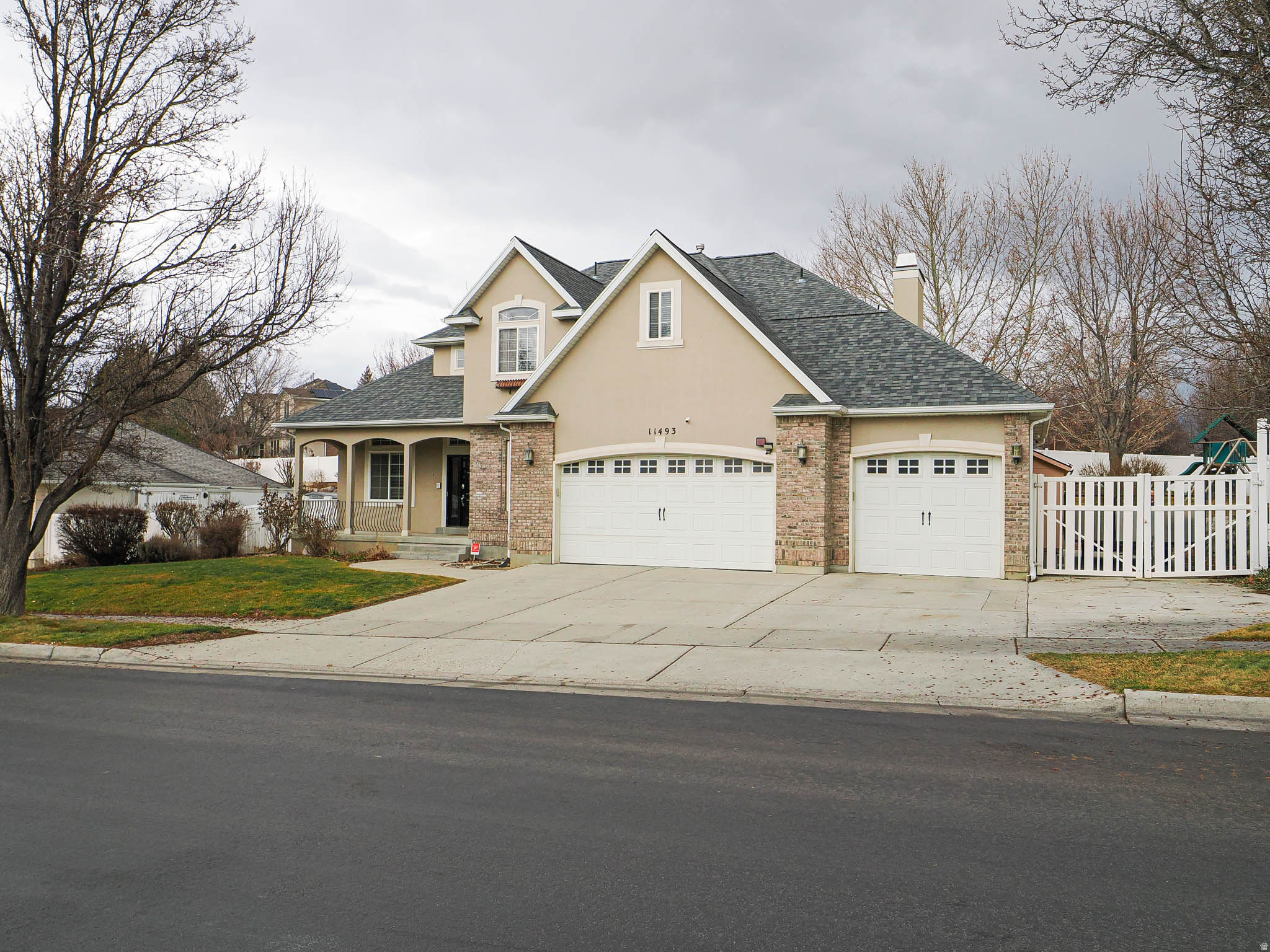 RIDGE - Residential