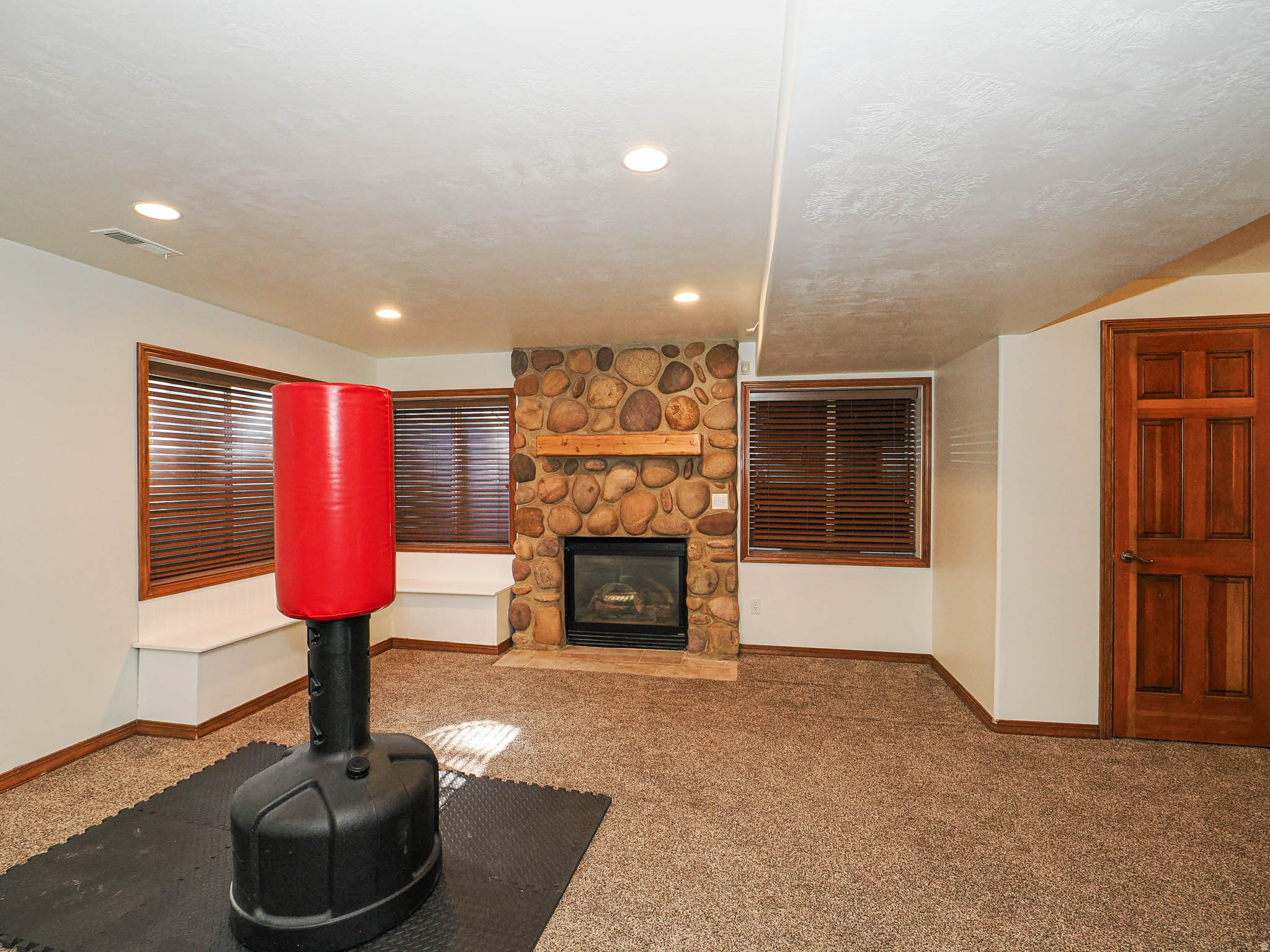 RIDGE - Residential