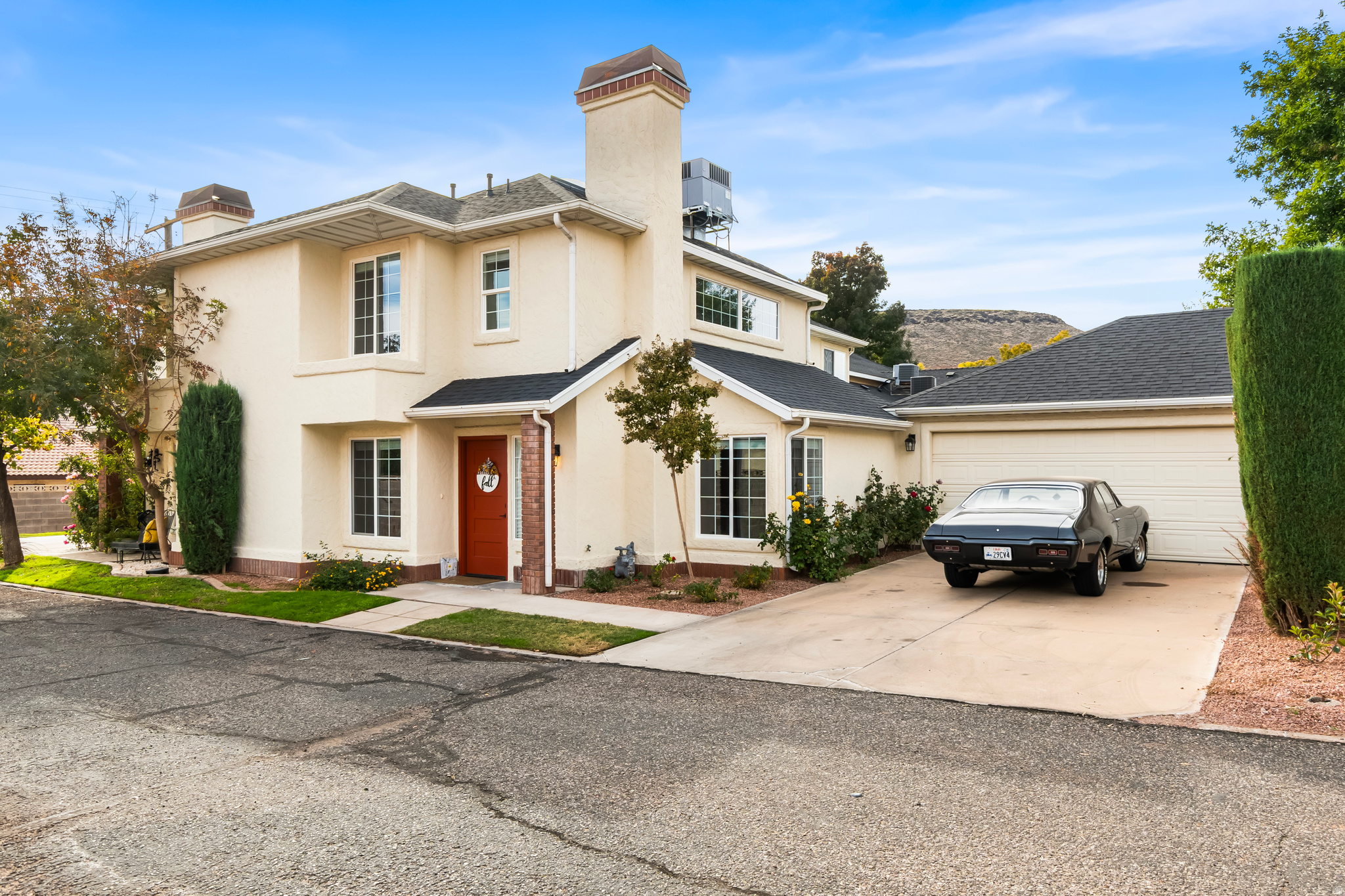 WINTERGARDEN TWIN HOMES - Residential