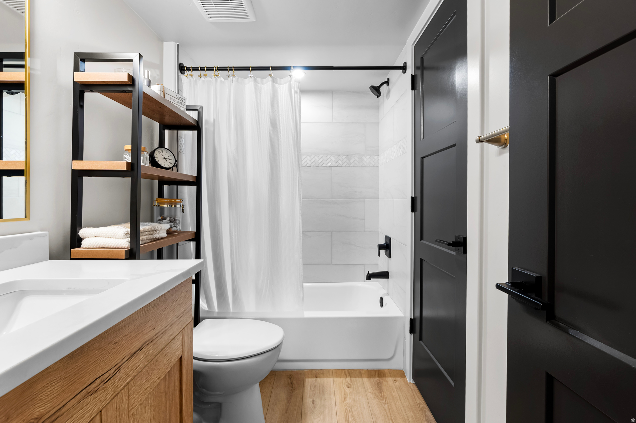 WINTERGARDEN TWIN HOMES - Residential