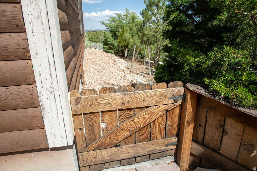 UTAH MINI RANCHES - Residential