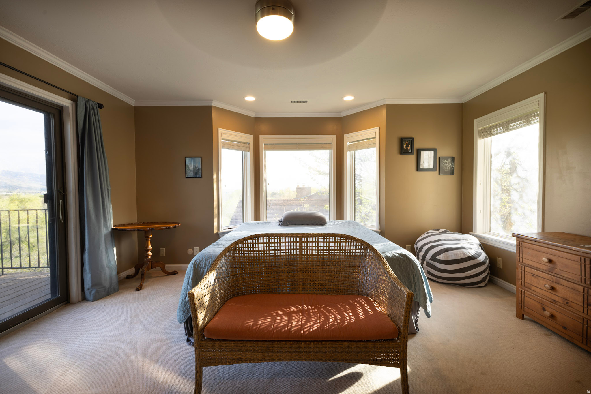 OAKRIDGE VILLAGE - Residential