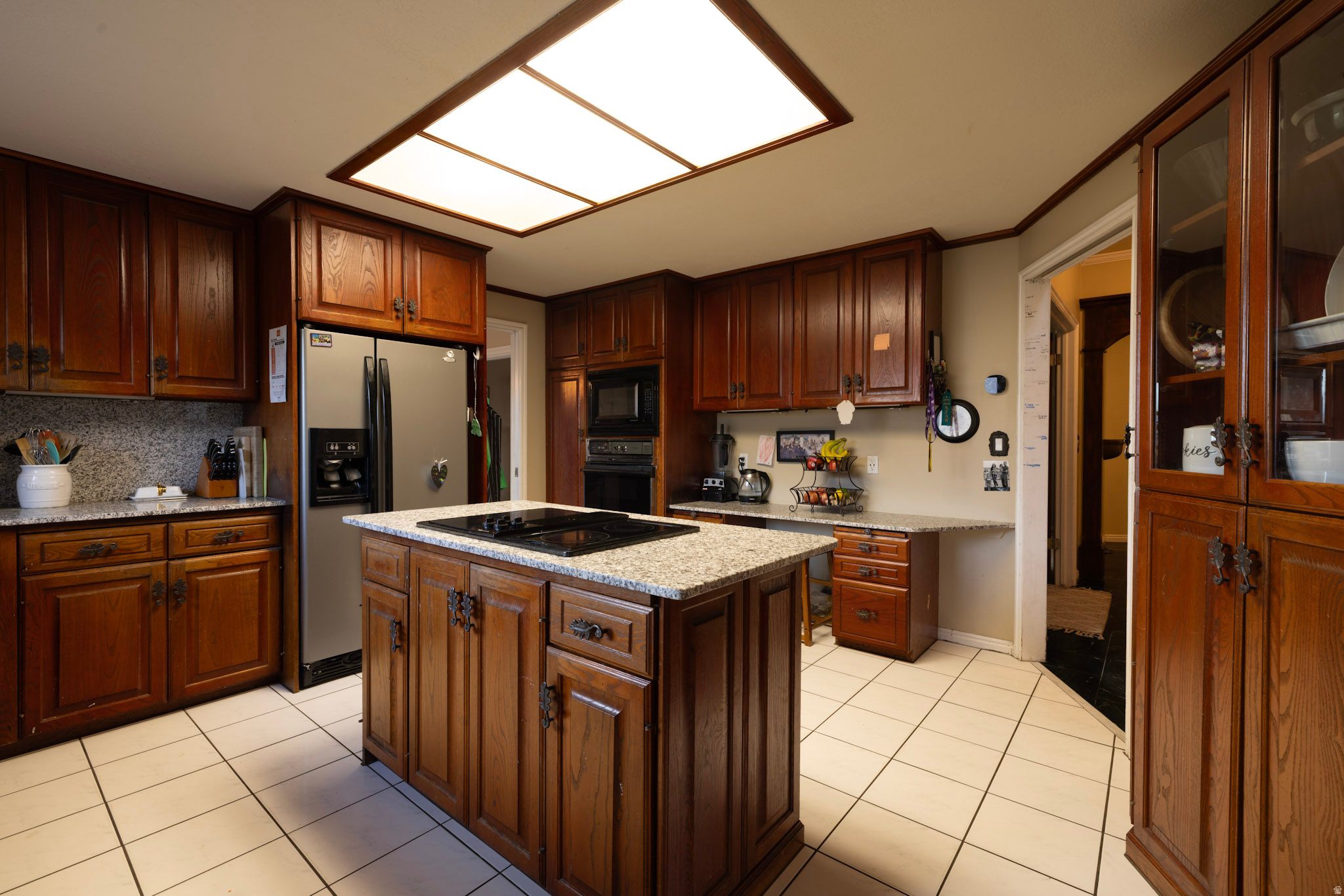 OAKRIDGE VILLAGE - Residential