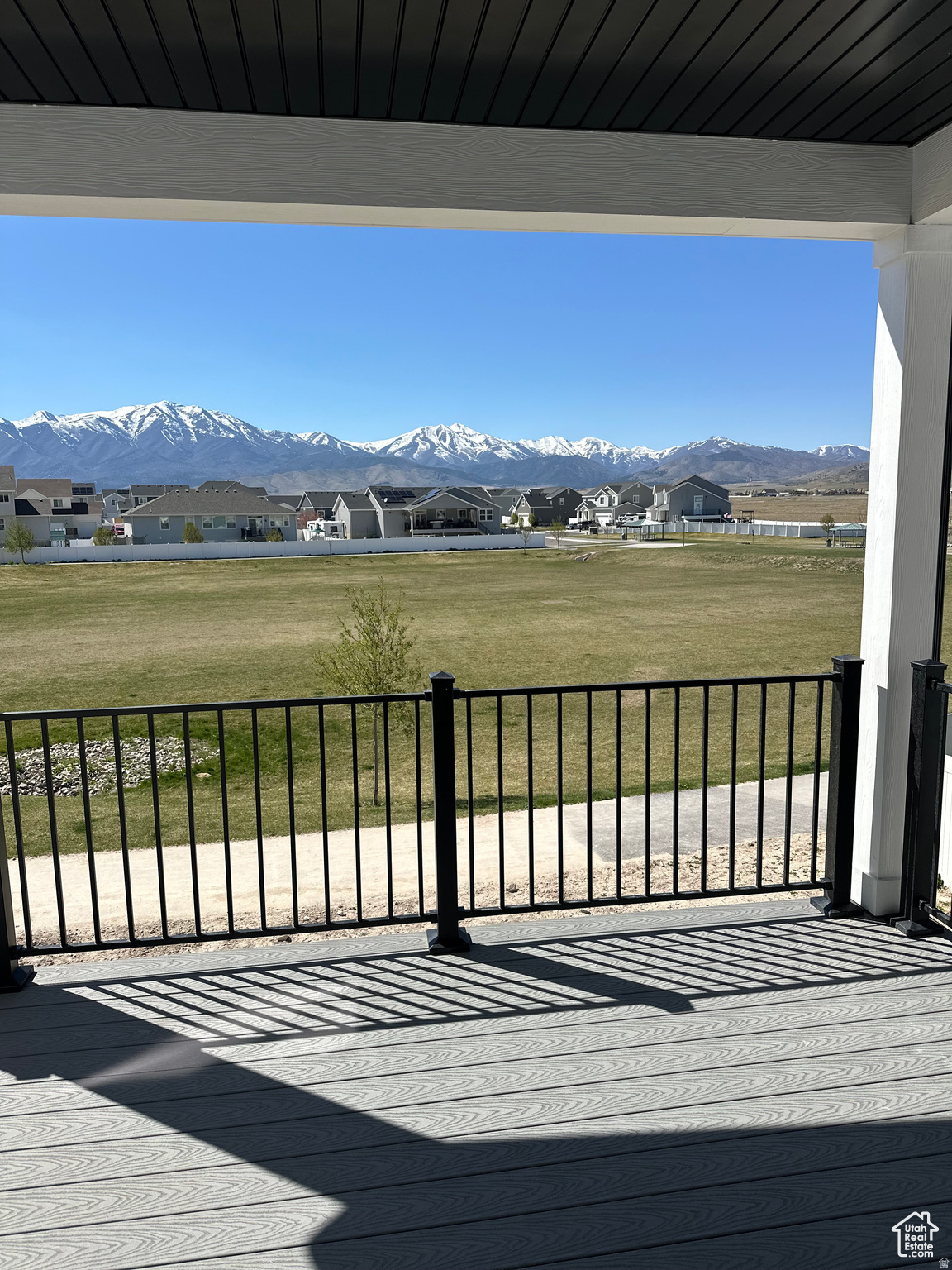 LONE TREE AT CIRCLE FIVE RANCH - Residential