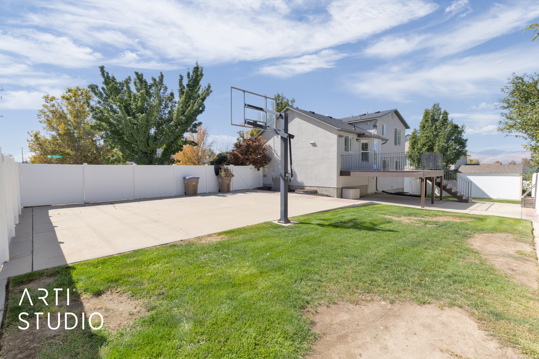 RIVER PARK - Residential