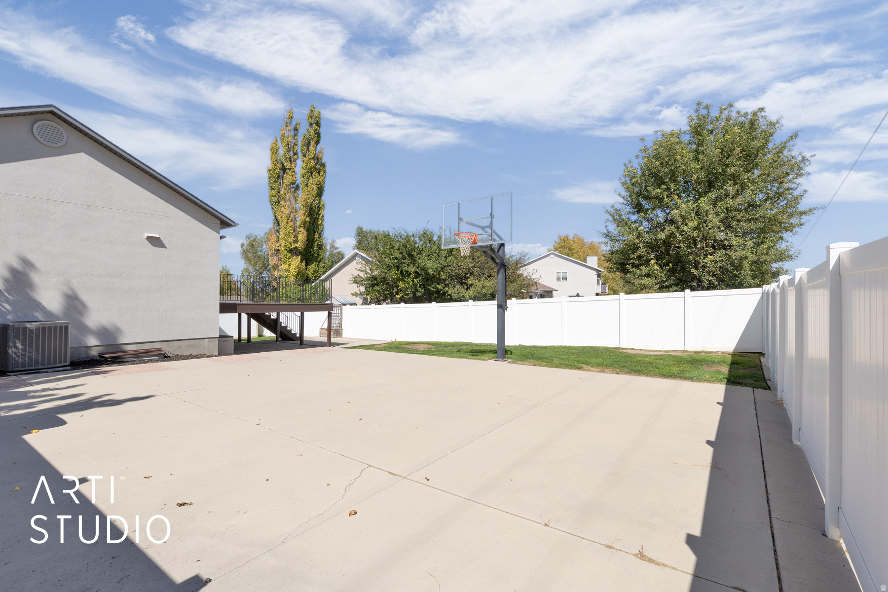 RIVER PARK - Residential