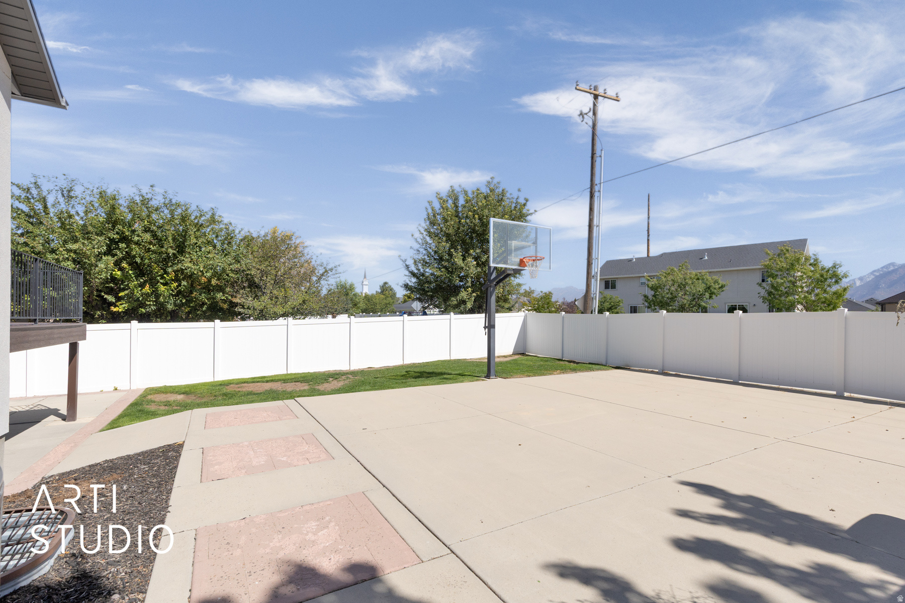 RIVER PARK - Residential